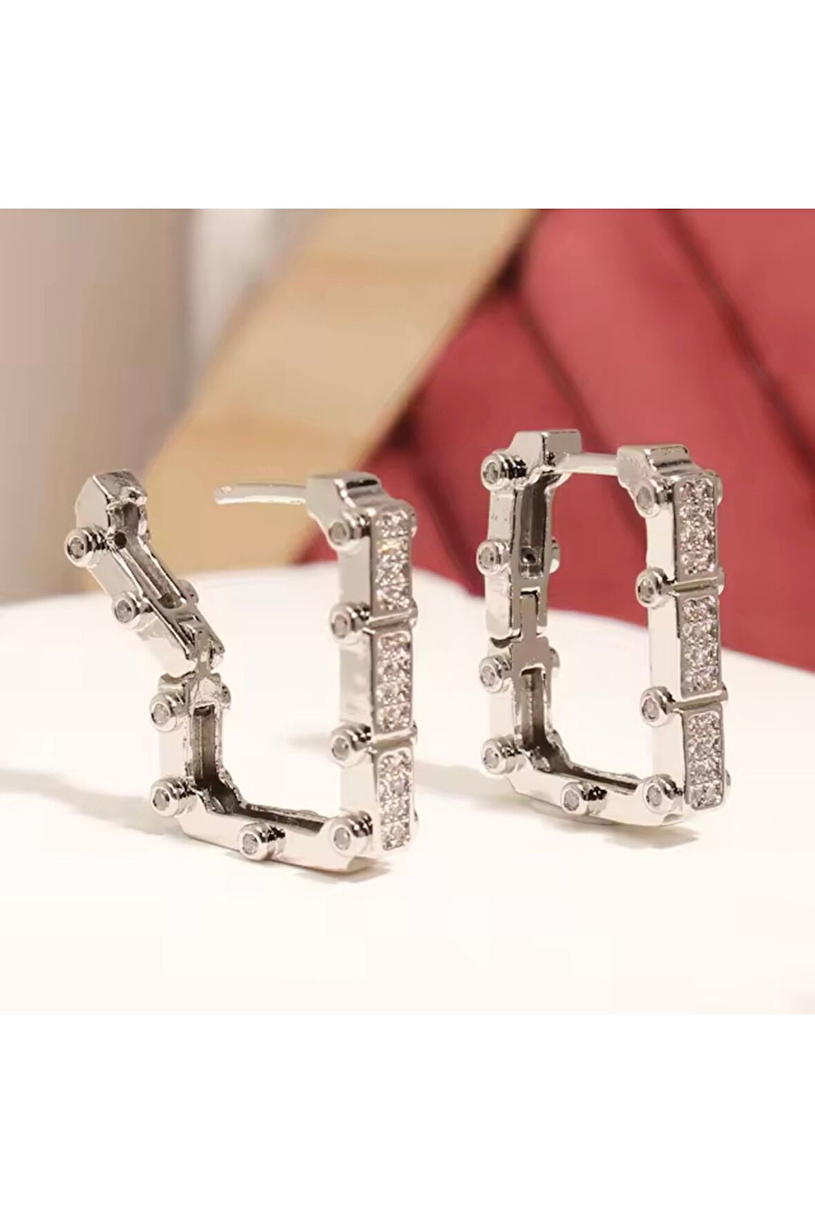 Çelik Gemetrik Zirkon Taşlı Halka Kadın Küpe Gümüş Renk