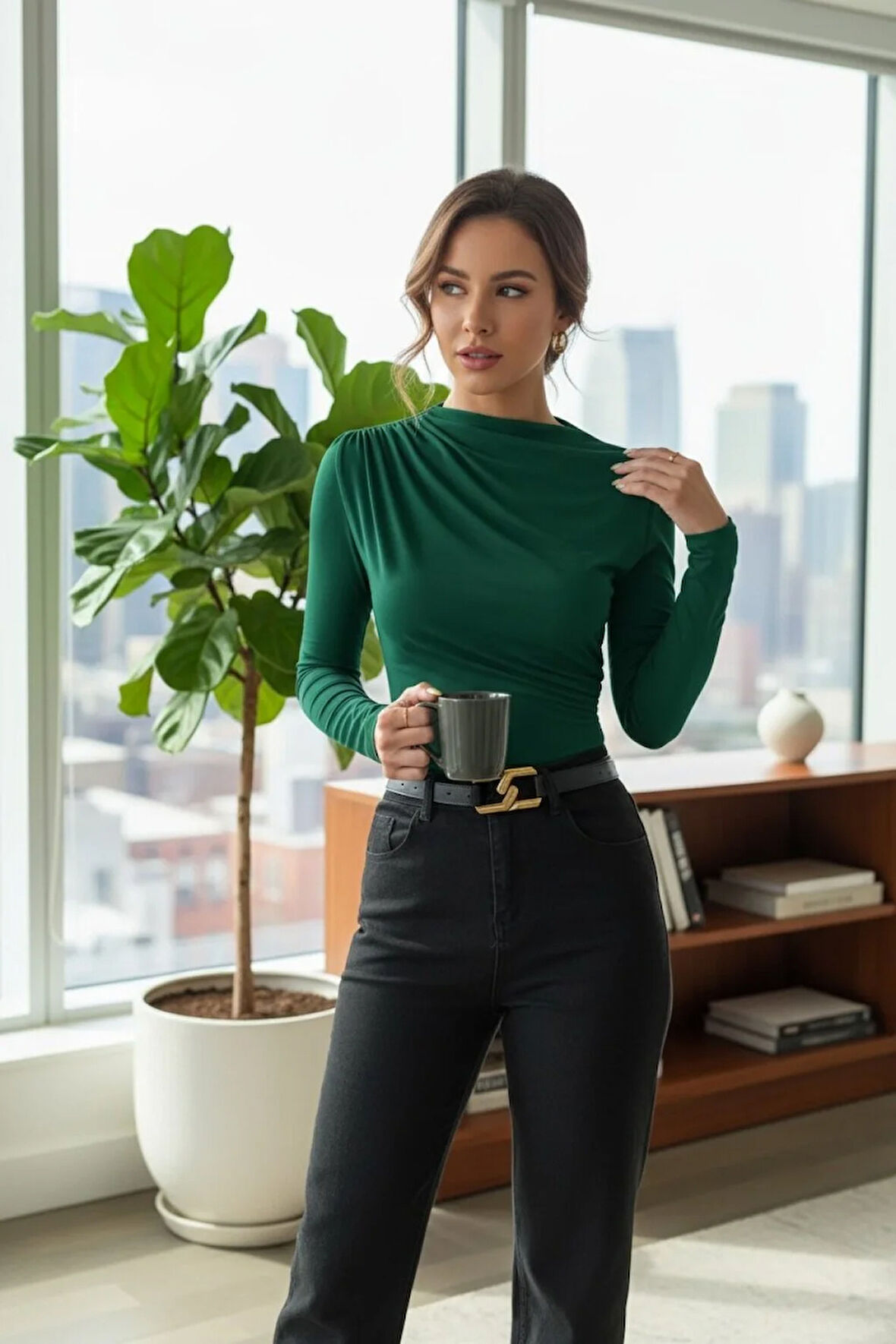 Kadın Belden ve Boyundan Büzgü Detaylı Uzun Kollu Bluz