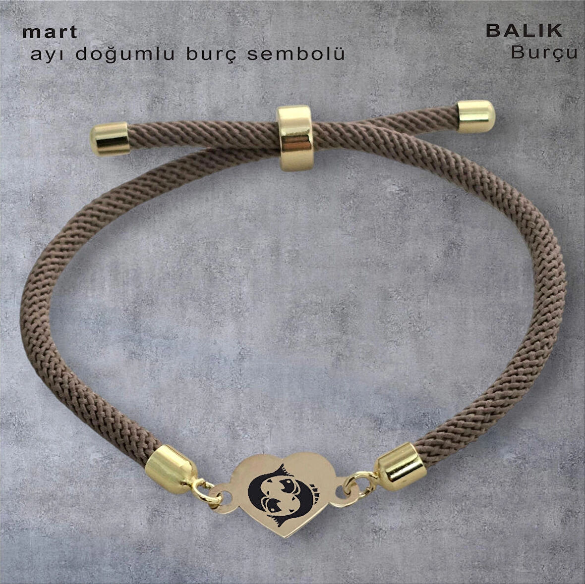 Etkileyici Kalp Figürlü ve Kahverengi Örgülü 14 Ayar Altın Plakalı Mart Bilekliği