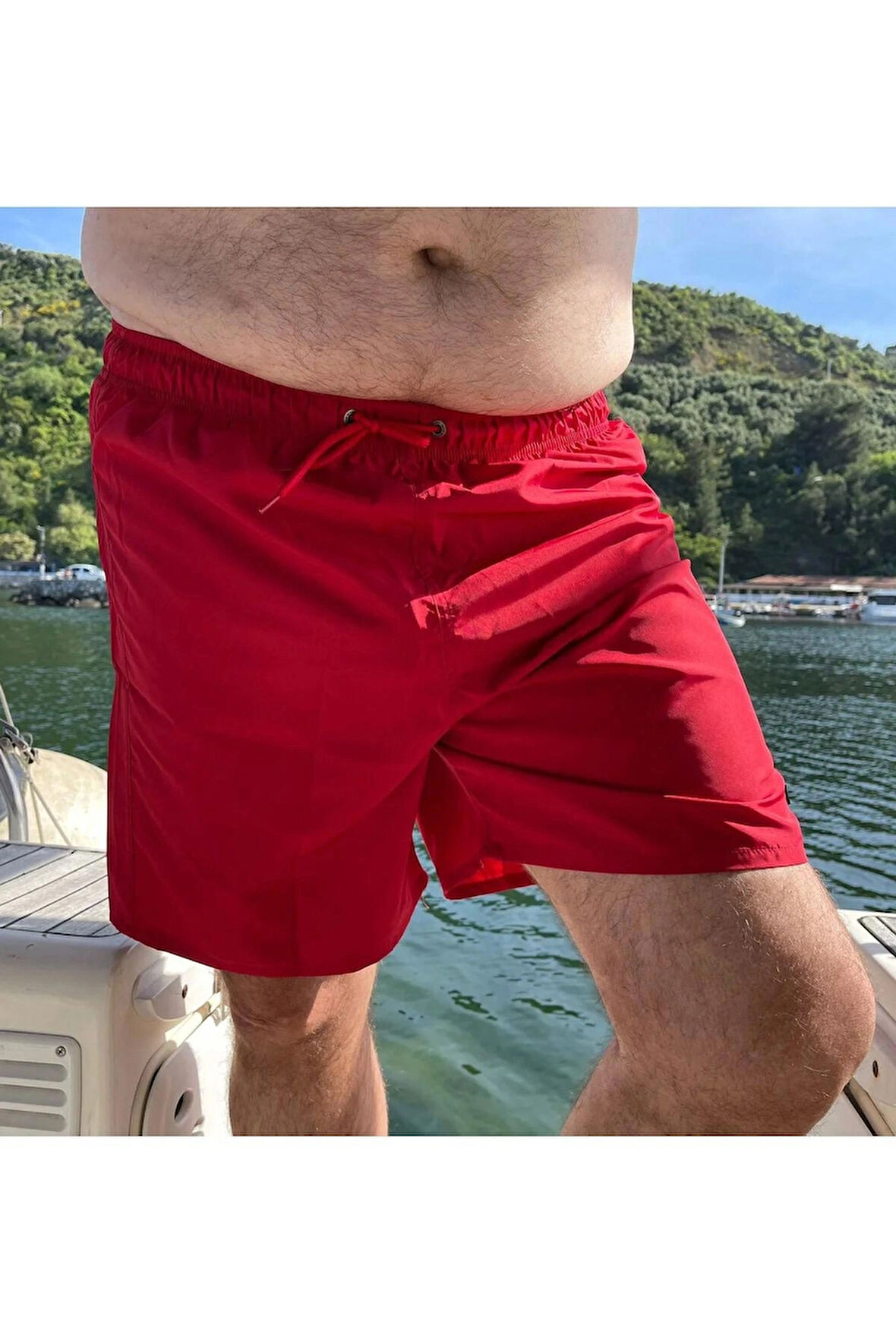 Erkek Büyük Beden Kırmızı Hızlı Kuruyan Kumaş Tek Arka Cepli Standart Boy Mayo Deniz Şortu