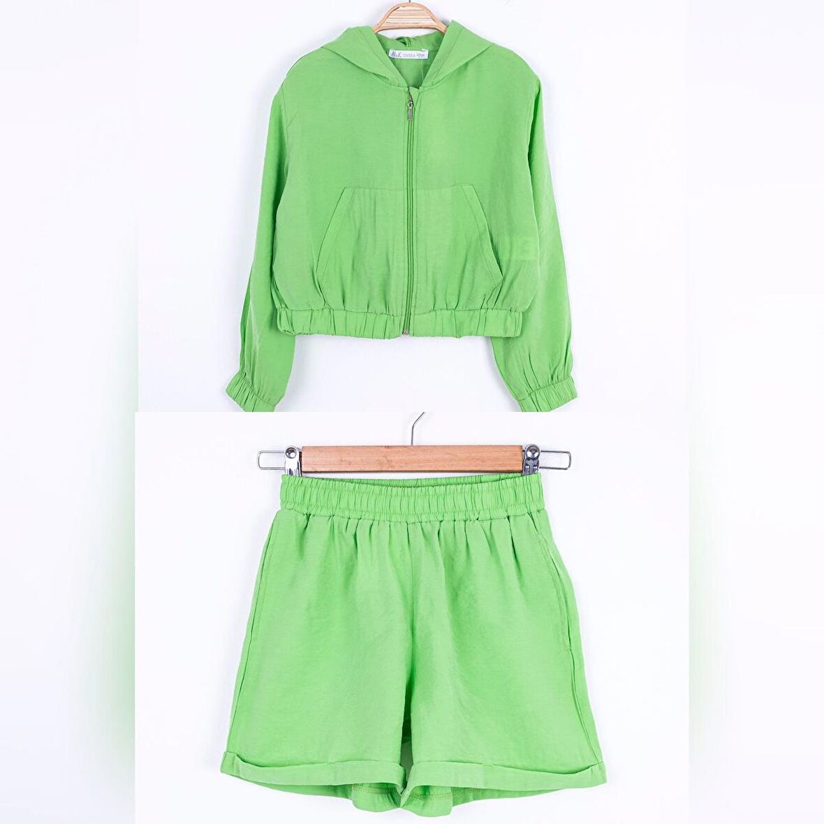 Miniğimin cicileri kapüşonlu hırka ve şort kız çocuk 2 li takım  