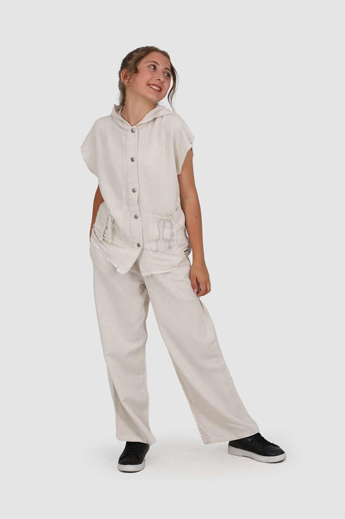 Cep Detaylı Düğmeli Takım Bej