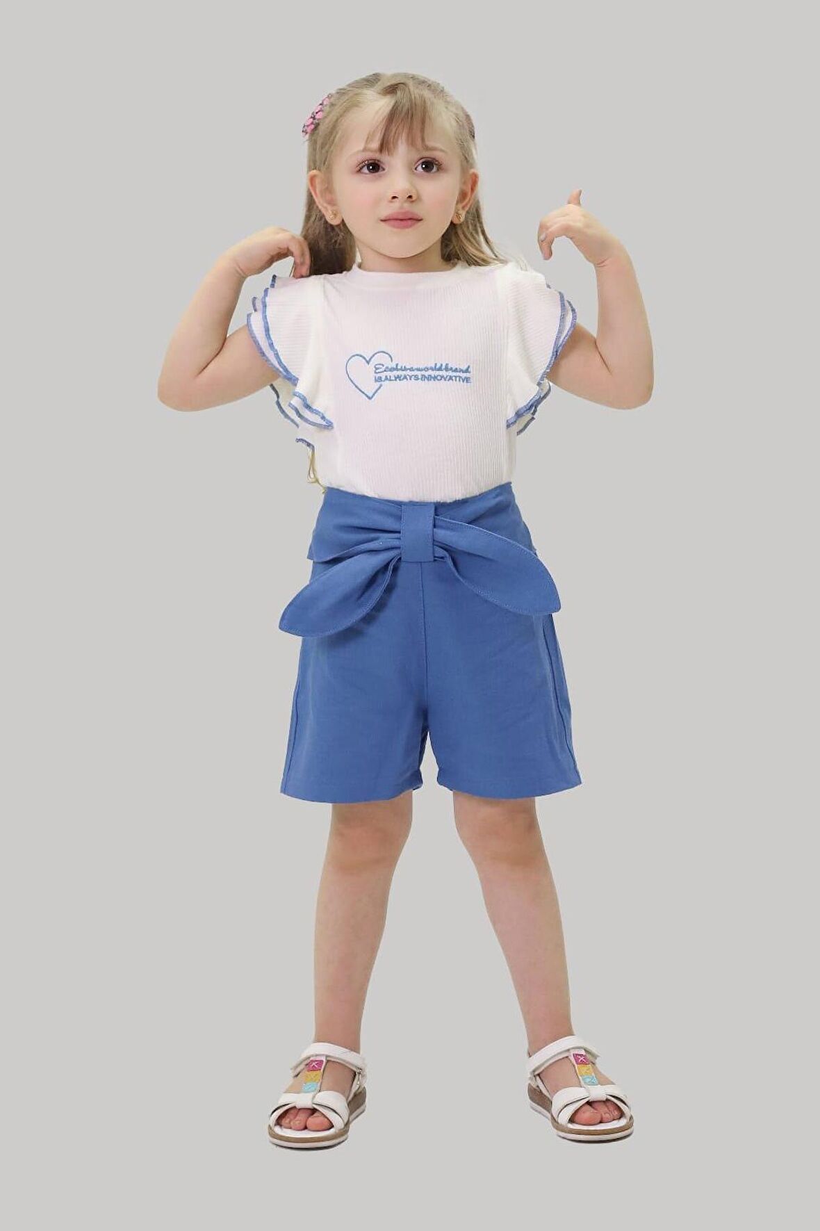 Miniğimin Cicileri Kalp Nakış Volan Kol Detaylı 2 li Şortlu takım - Mavi