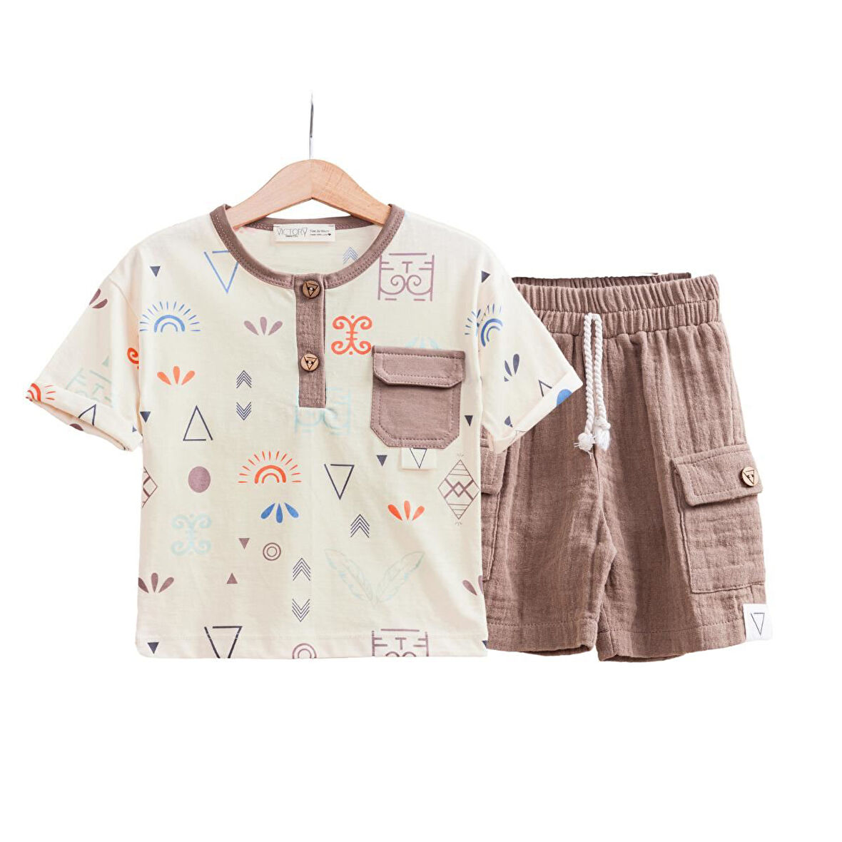 Miniğimin Cicileri Müslin Etnik Desen Cep Detaylı Tshirt Şortlu Erkek Çocuk  2 li Takım - Kahverengi