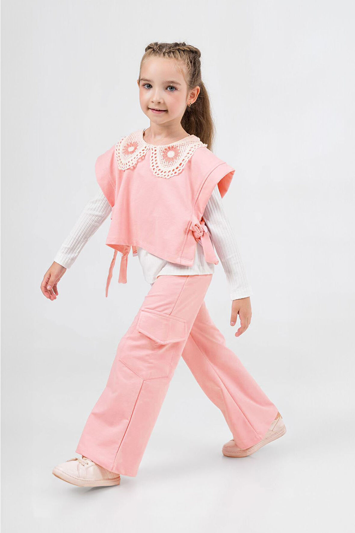 Miniğimin Cicileri Yaka Dantel detaylı Bağlamalı 3 lü Cepli Kız Çocuk Takım - Somon