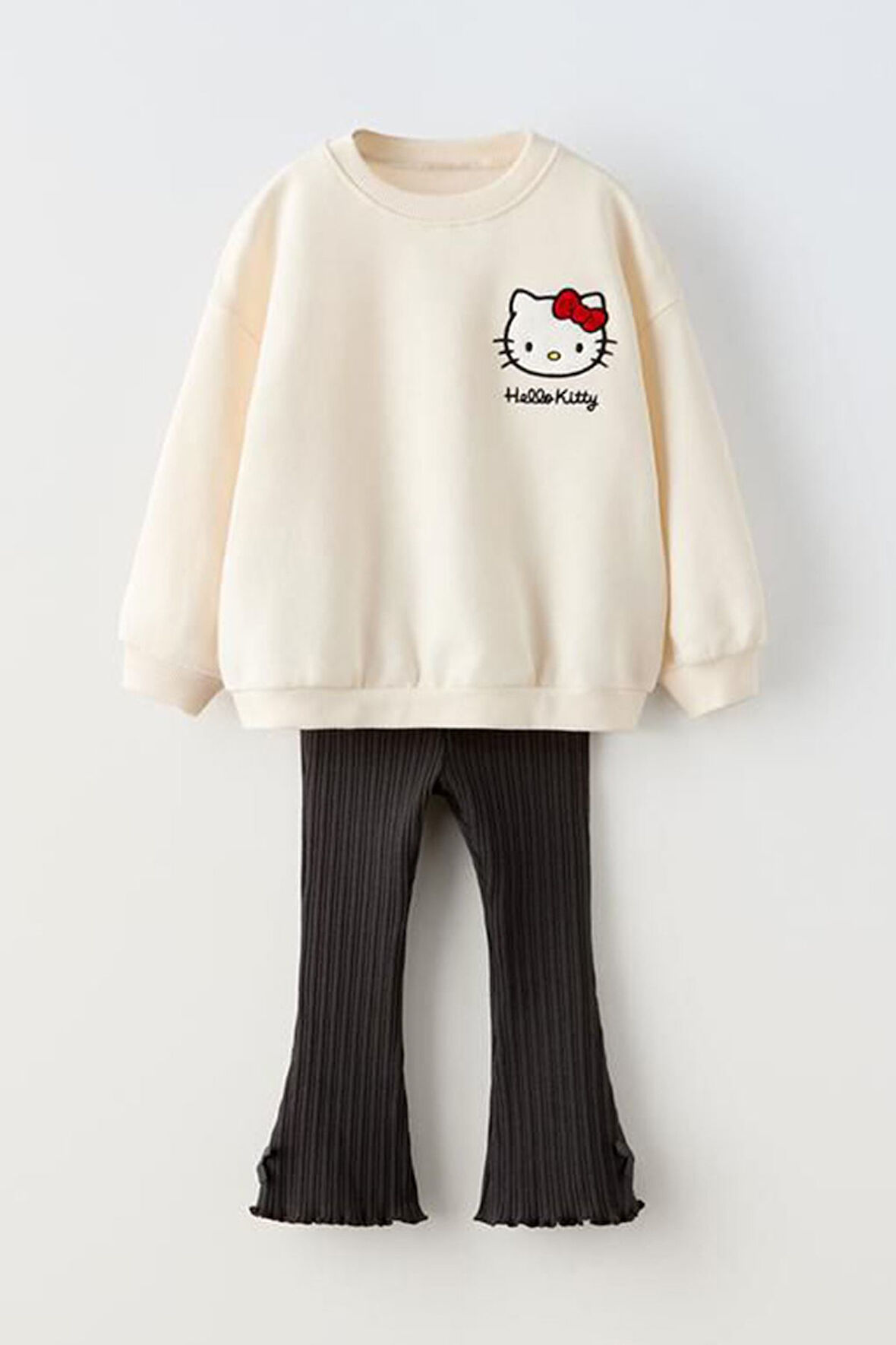 Miniğimin Cicileri Hello Kty Panç İşleme ,Paça fiyonk Detaylı Kız Çocuk Takım - KremSiyah