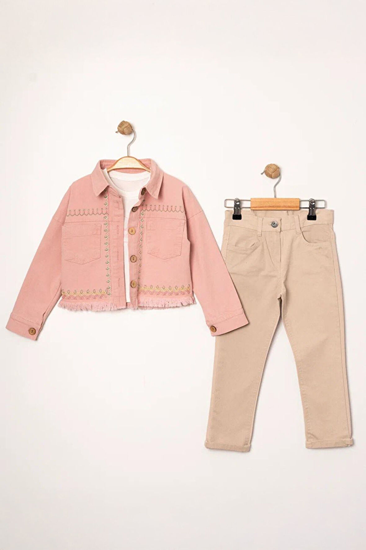 Miniğimin Cicileri (5-8 Yaş) Nakışlı Cepli Kız Çocuk Ceketli Takım - Pudra