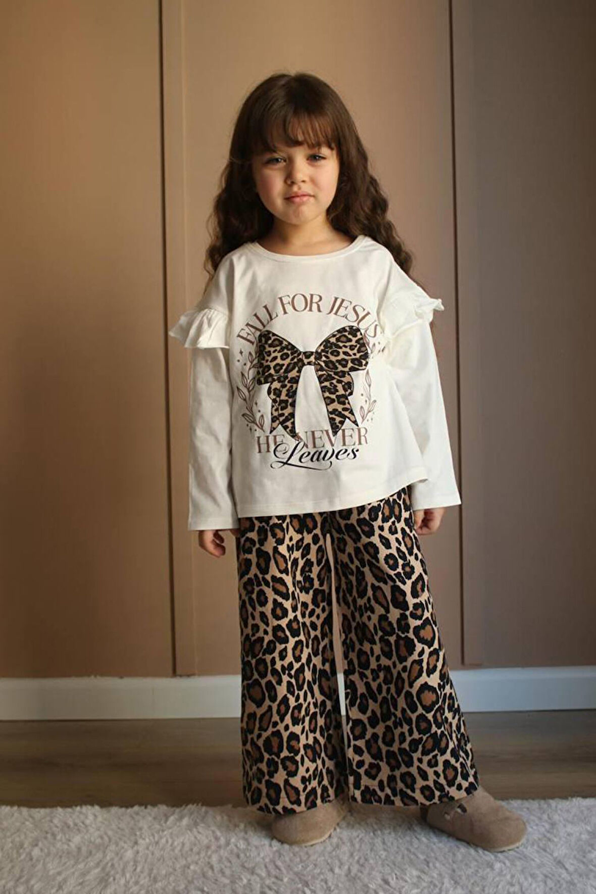 Miniğimin Cicileri Fiyonk Leopar Desen Kız Çocuk Takım - Ekru