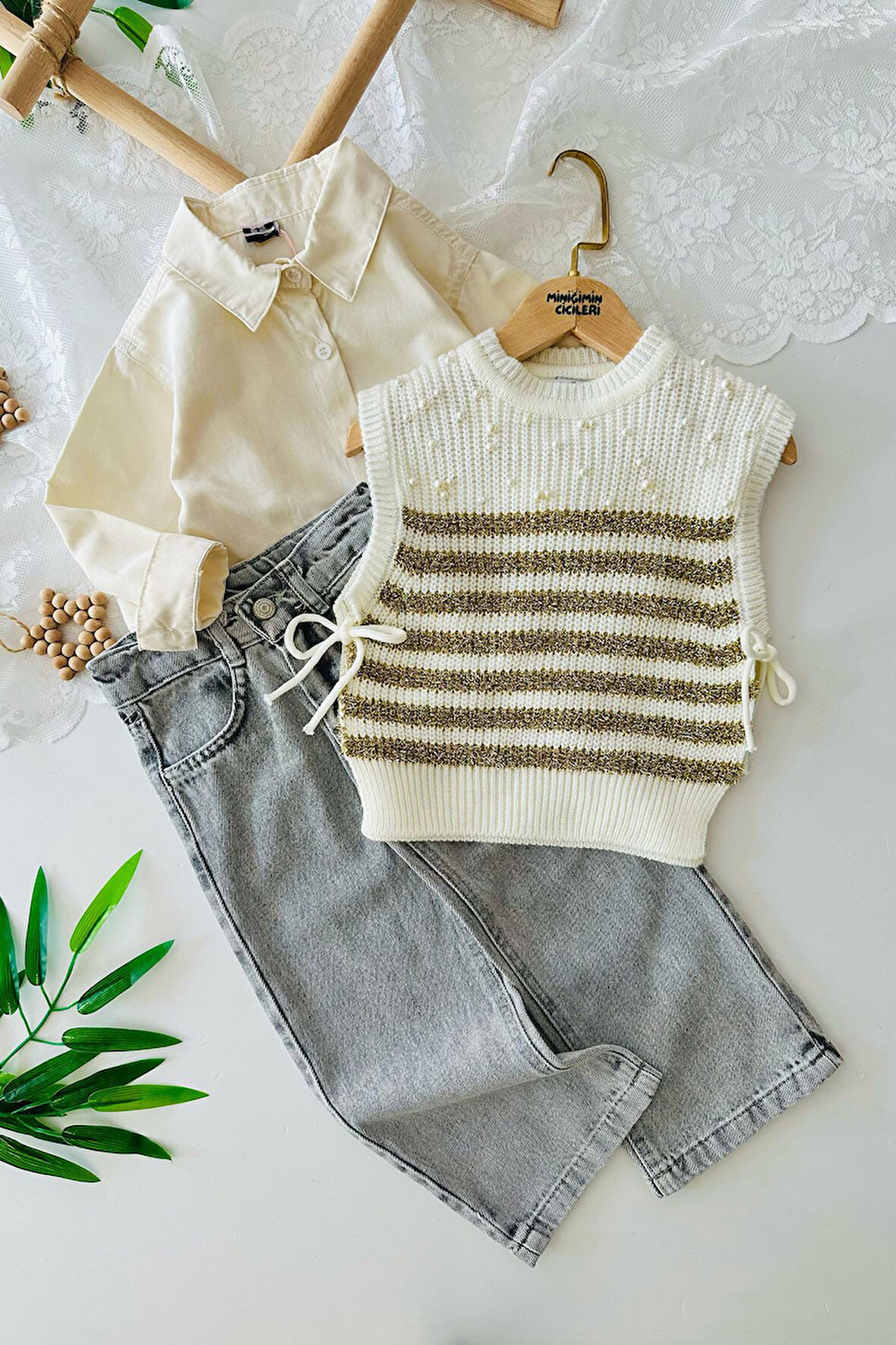 Miniğimin Cicileri Taş Detaylı Trikolu Kız Çocuk 3 lü Takım - Altın
