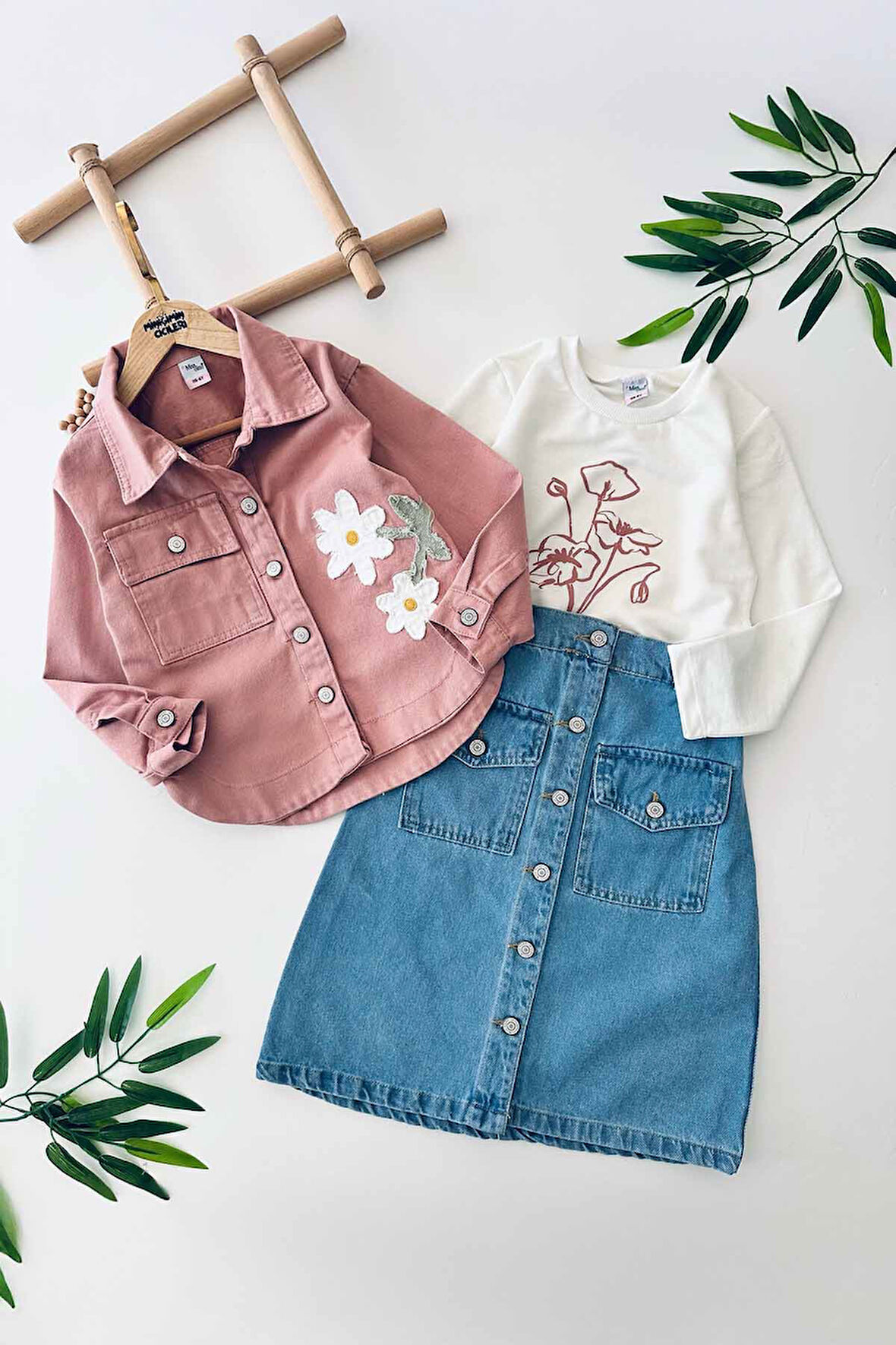 Miniğimin Cicileri Papatya Detaylı Pamuk Keten Ceket ve Kot etekli 3 lü Kombin - Pembe