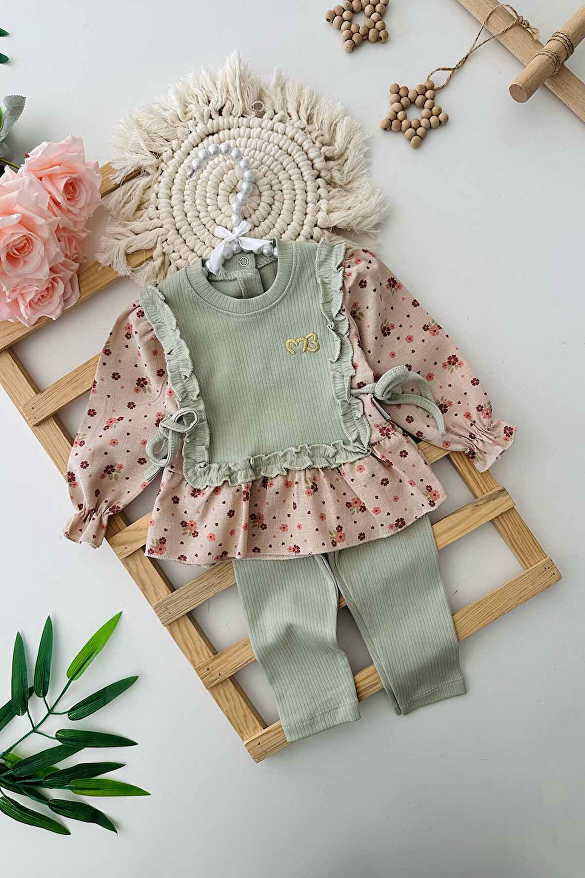 Miniğimin Cicileri Kalp İşleme Bağcık Detaylı Kız Bebe 2 li Takım - Yeşil