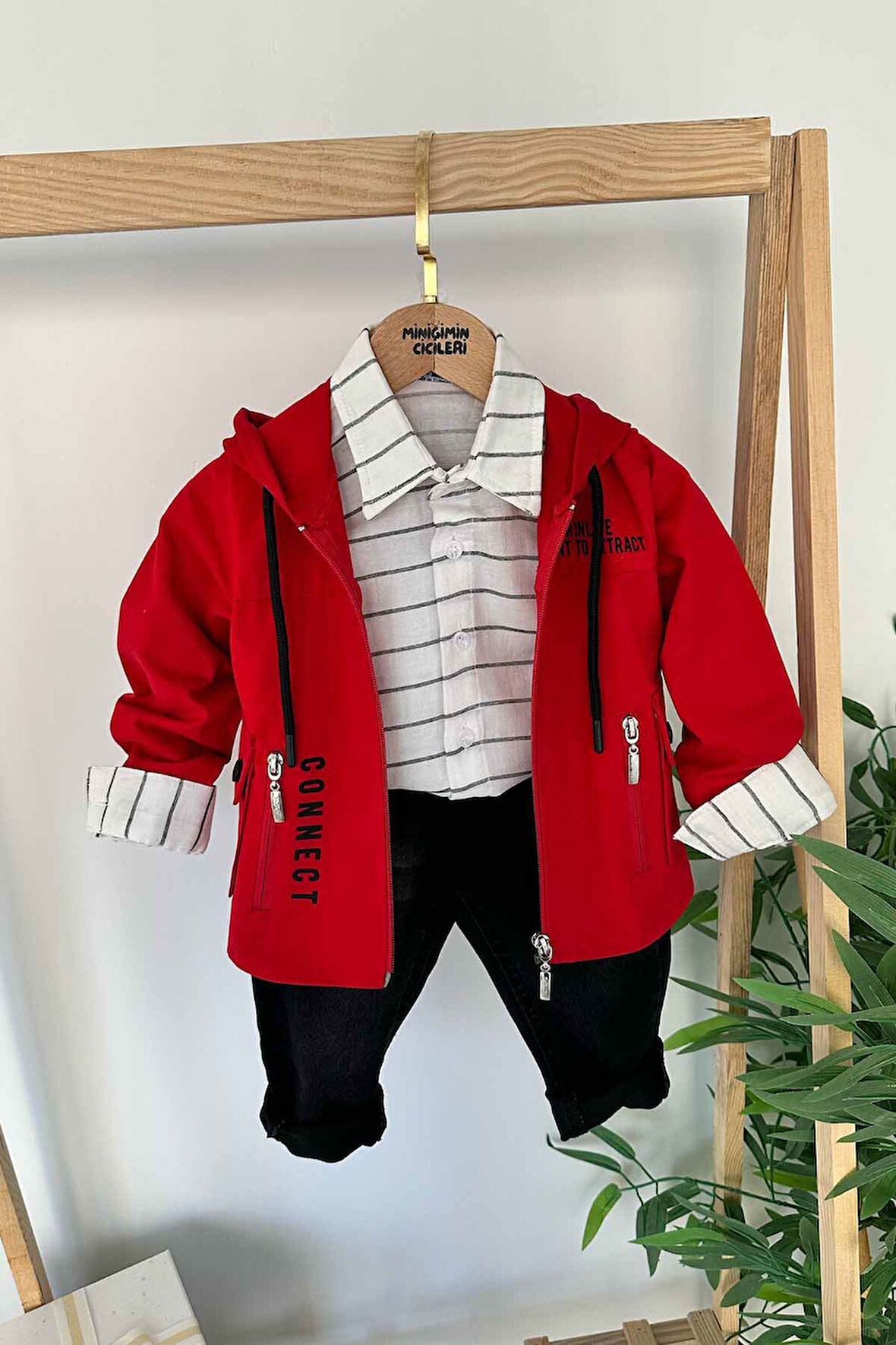 Miniğimin Cicileri 3 Parça Connect Baskı Kapüşonlu Ceketli Çizgi Detaylı Kotlu Erkek Çocuk Takım - 