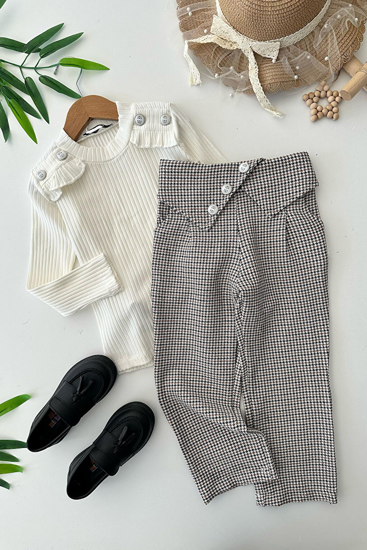 Miniğimin Cicileri Kazayağı Pantolonlu Düğme Detaylı 2 li Takım - Beyaz