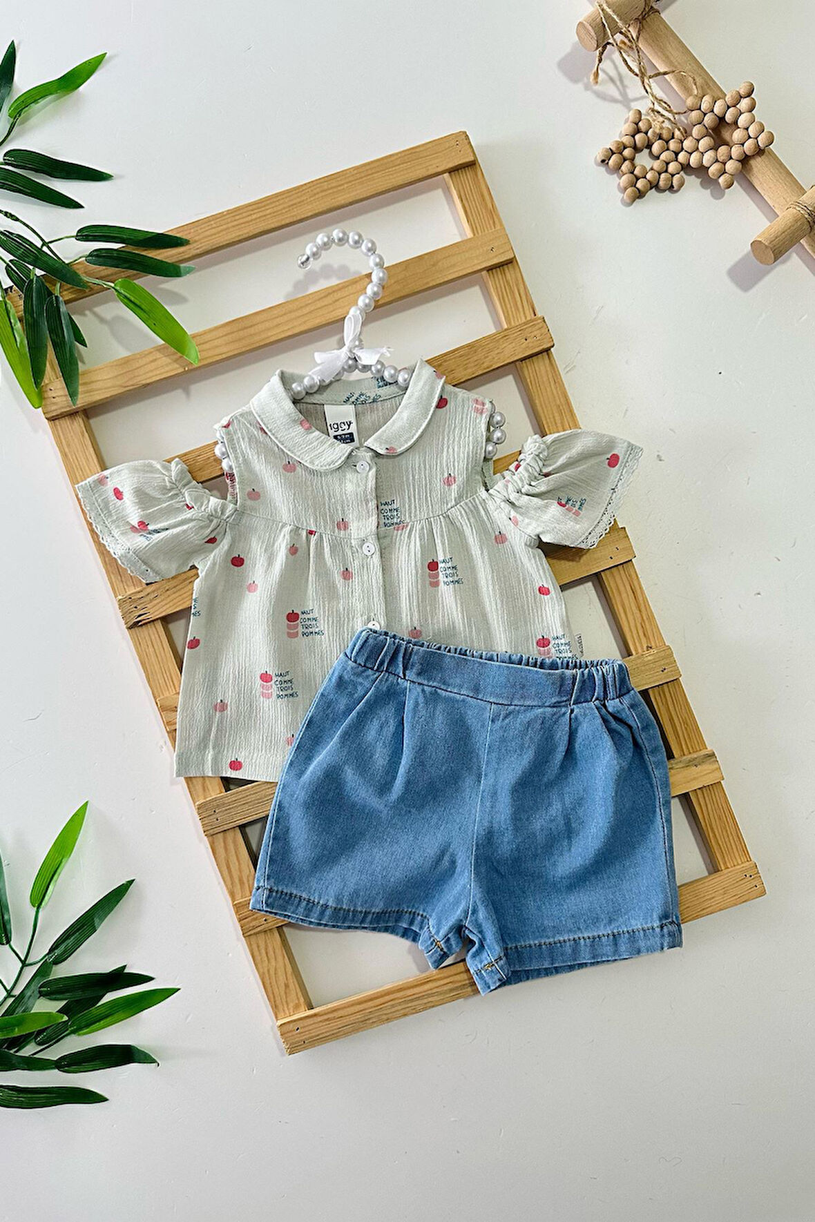 Miniğimin Cicileri Müslin Kiraz Desenli Yumuşak Kot Şortlu Kız Bebek 2 li Takım - Yeşil