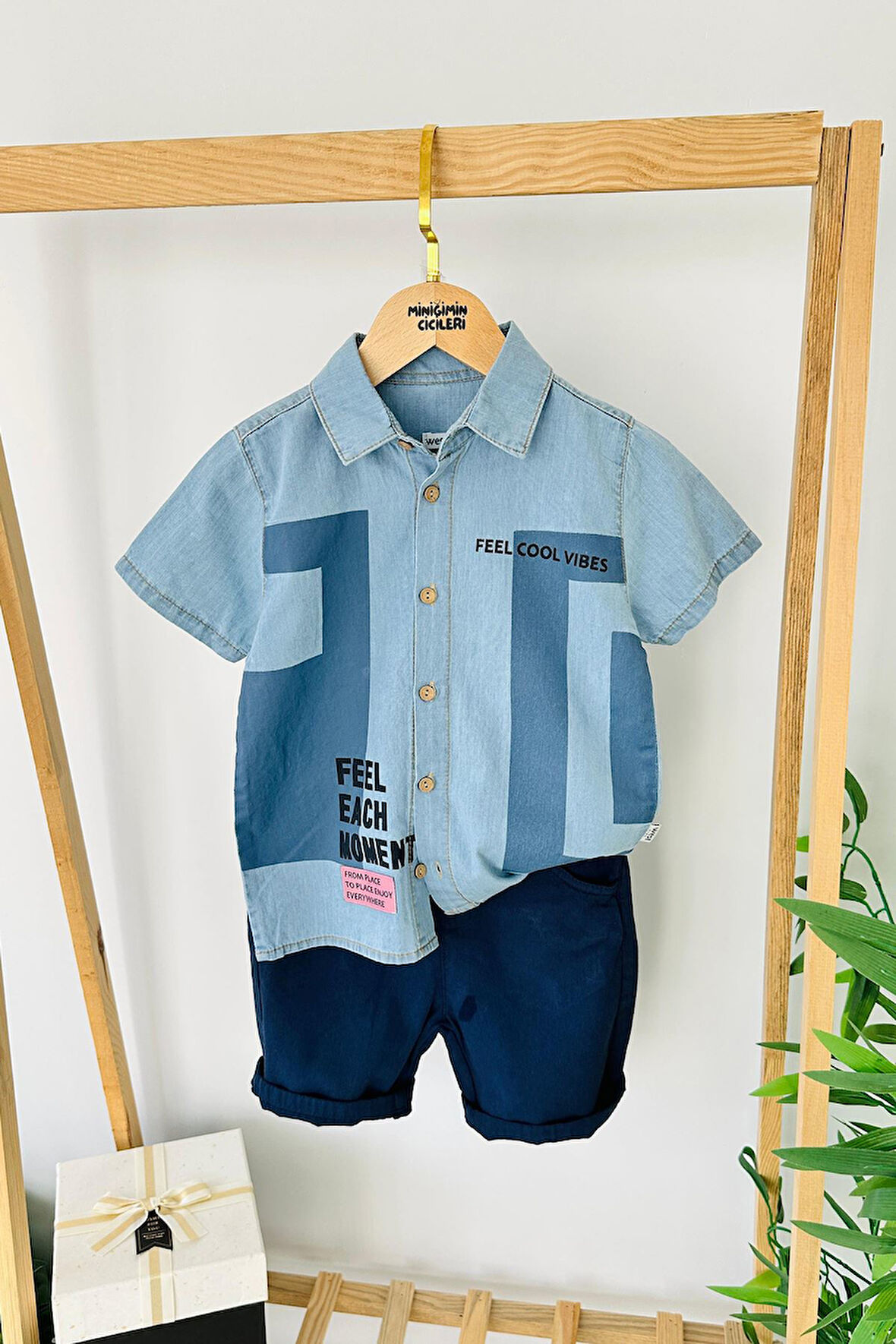 Miniğimin Cicileri “Feel Cool Vibes” Yazılı Erkek Çocuk Kot Şortlu Takım - Mavi