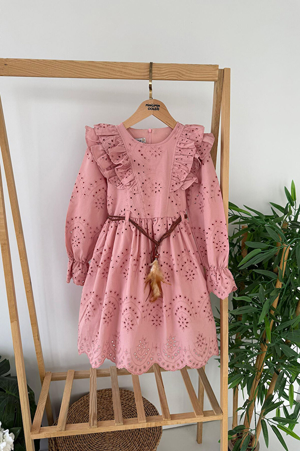 Miniğimin Cicileri (9-12 Yaş) Brode Kemerli Kız Çocuk Elbise - Gül Kurusu