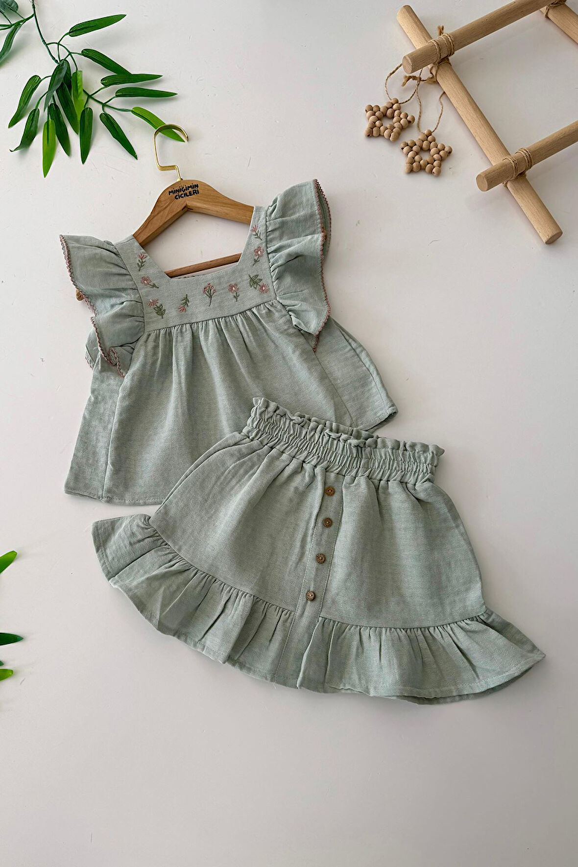 Miniğimin Cicileri Müslin Çiçek İşleme Detaylı Fırfırlı Kız Çocuk 2 li Takım - Yeşil