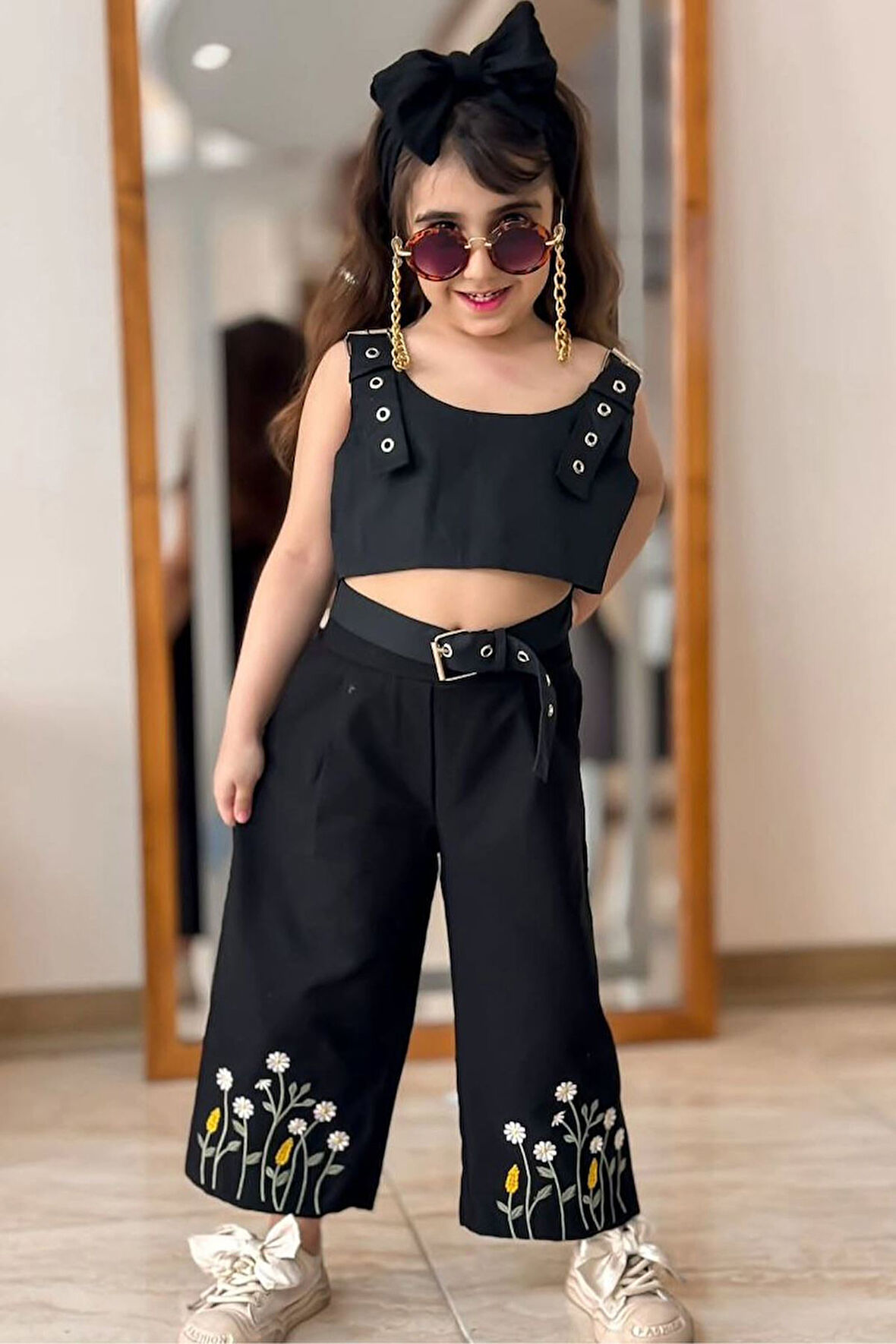 Miniğimin Cicileri Kuşgözü Detaylı Papatya İşlemeli Kız Çocuk Takım - Siyah