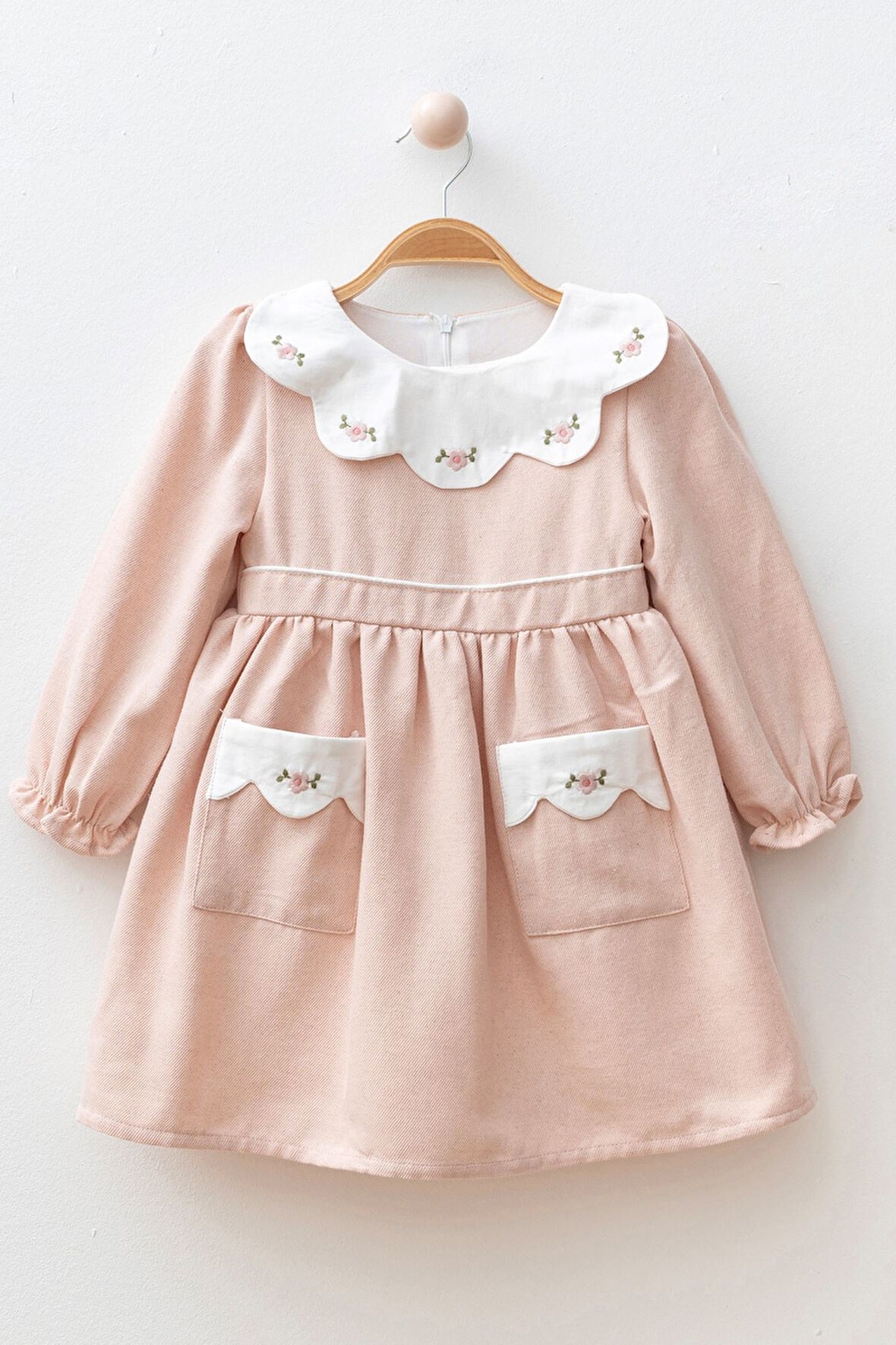 Miniğimin Cicileri Çiçek İşlemeli Yaka ve Cep Detaylı Kız Çocuk Elbise - Pembe