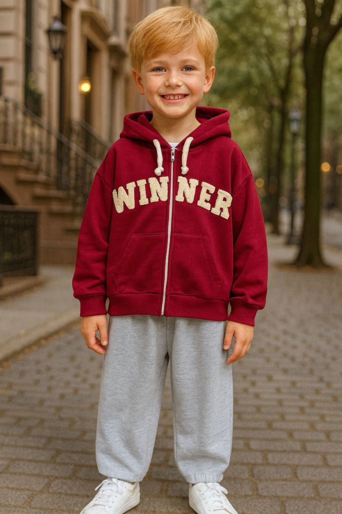 Miniğimin Cicileri Winner İşleme Kapüşonlu Hırkalı Erkek Çocuk 2 li Takım - Bordo