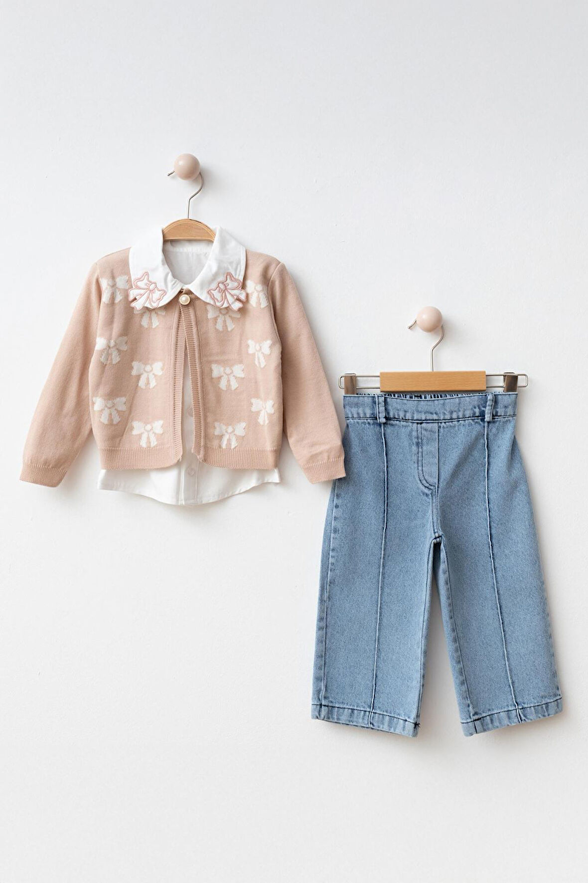 Miniğimin Cicileri Fiyonklu Desenli Triko Hırka Gömlek ve Kot Pantolon 3’lü Kız Çocuk Takım - Pudra
