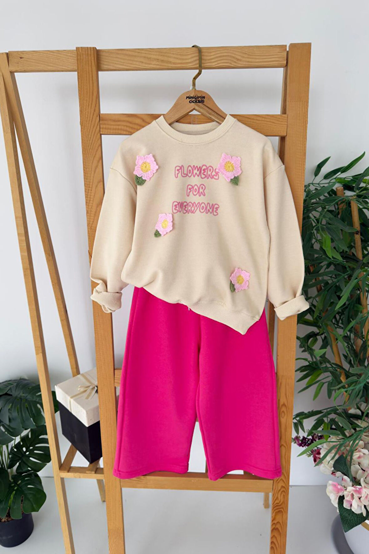 Miniğimin Cicileri Çiçek Örgü Detaylı Flower Baskı Kız Çocuk 2 li Takım - Fuşya