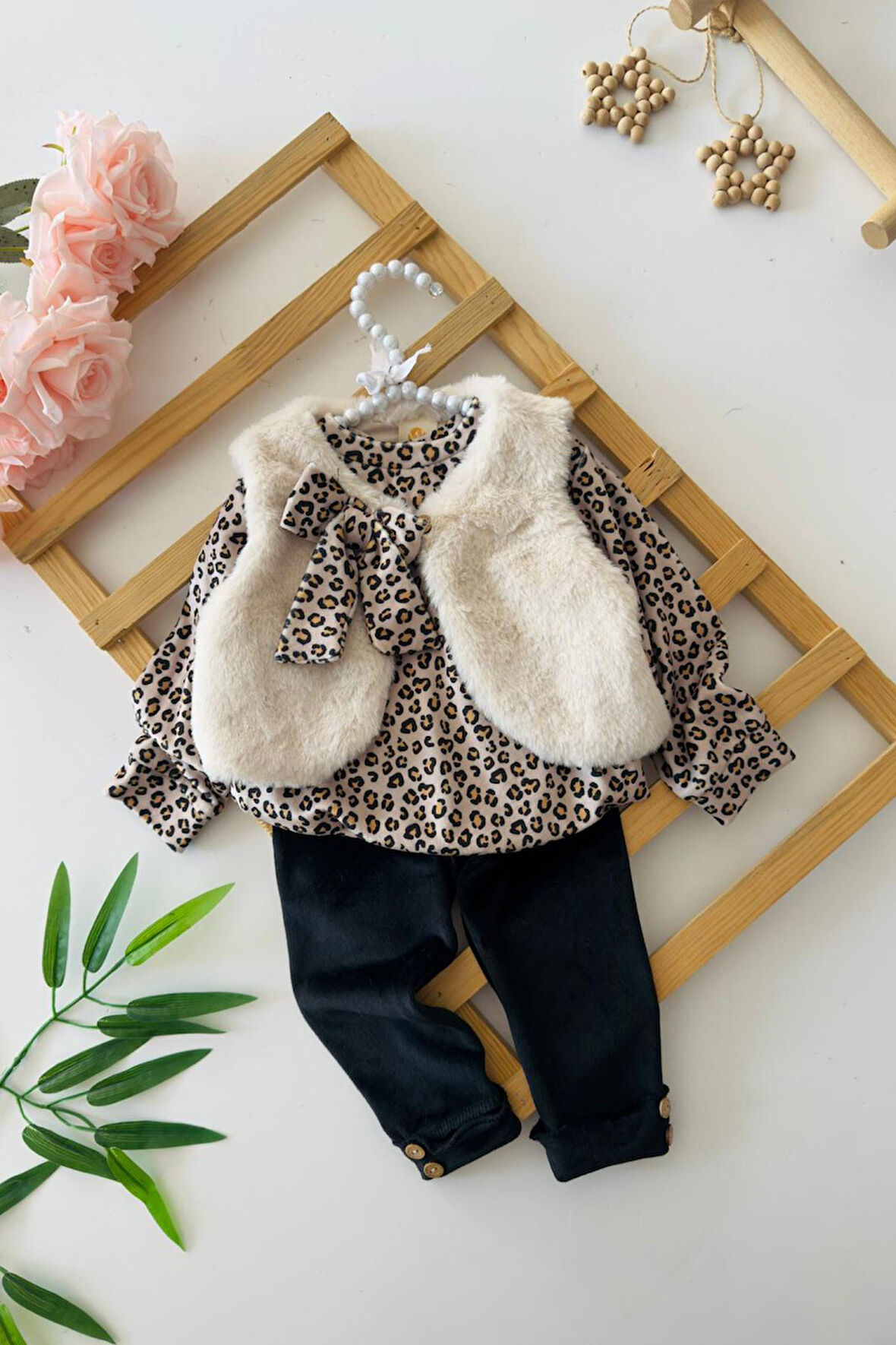 Miniğimin Cicileri Kürklü Bolerolu Kız Bebe Leopar Kadife 3 lü Takım - Siyah