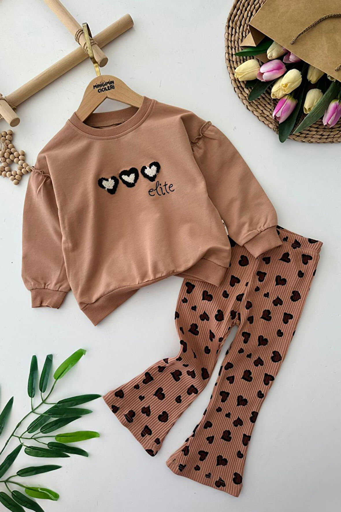 Miniğimin Cicileri Kalp Detaylı Kız Çocuk 2 li Takım - Kahve