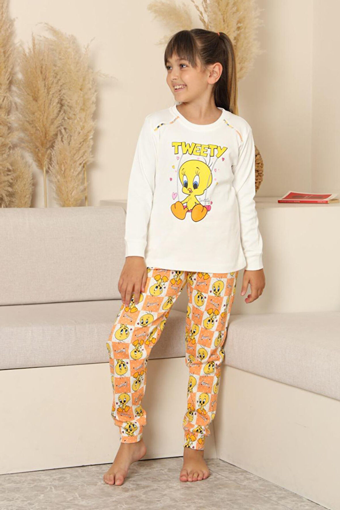 Miniğimin Cicileri Sevimli Civciv Baskılı Kız Çocuk Pijama Takımı - Beyaz