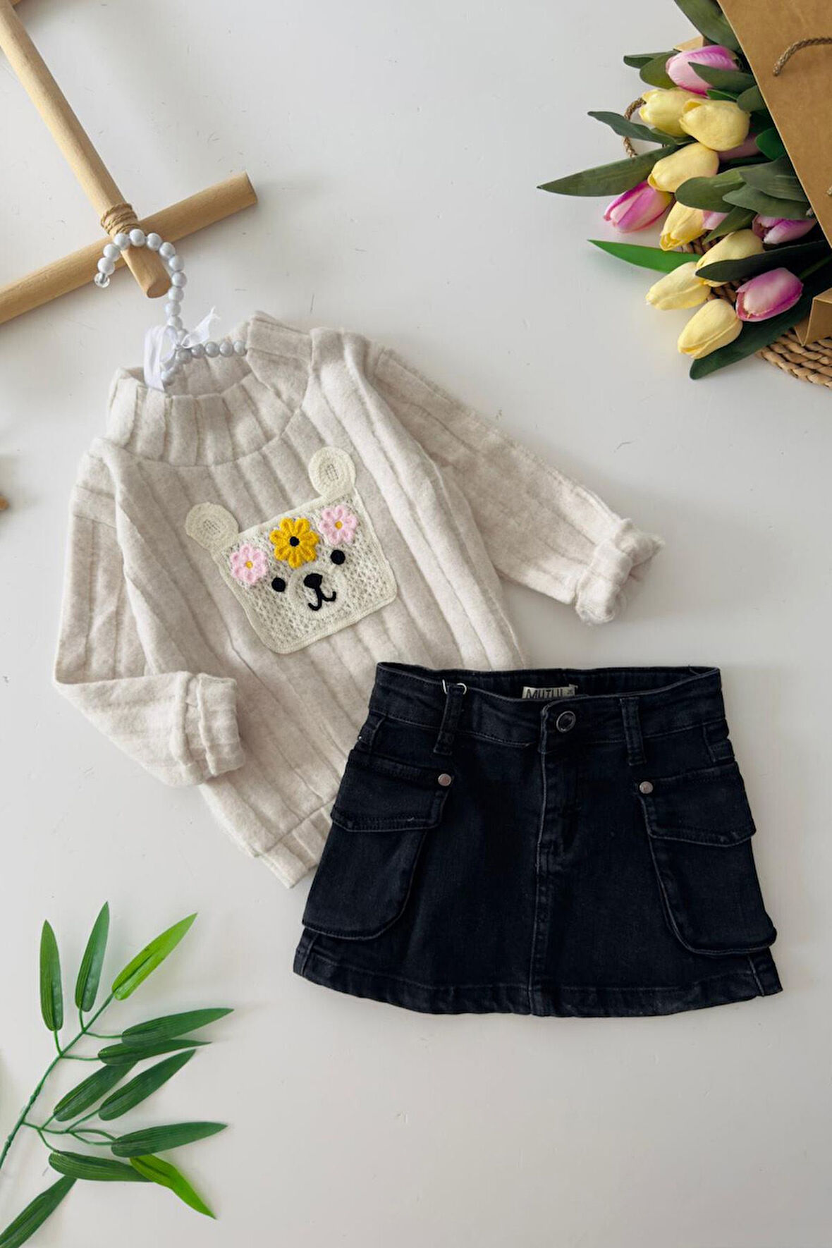 Miniğimin Cicileri Yumoş Örgü Cep Detaylı Kız Çocuk Etekli Takım - Gri