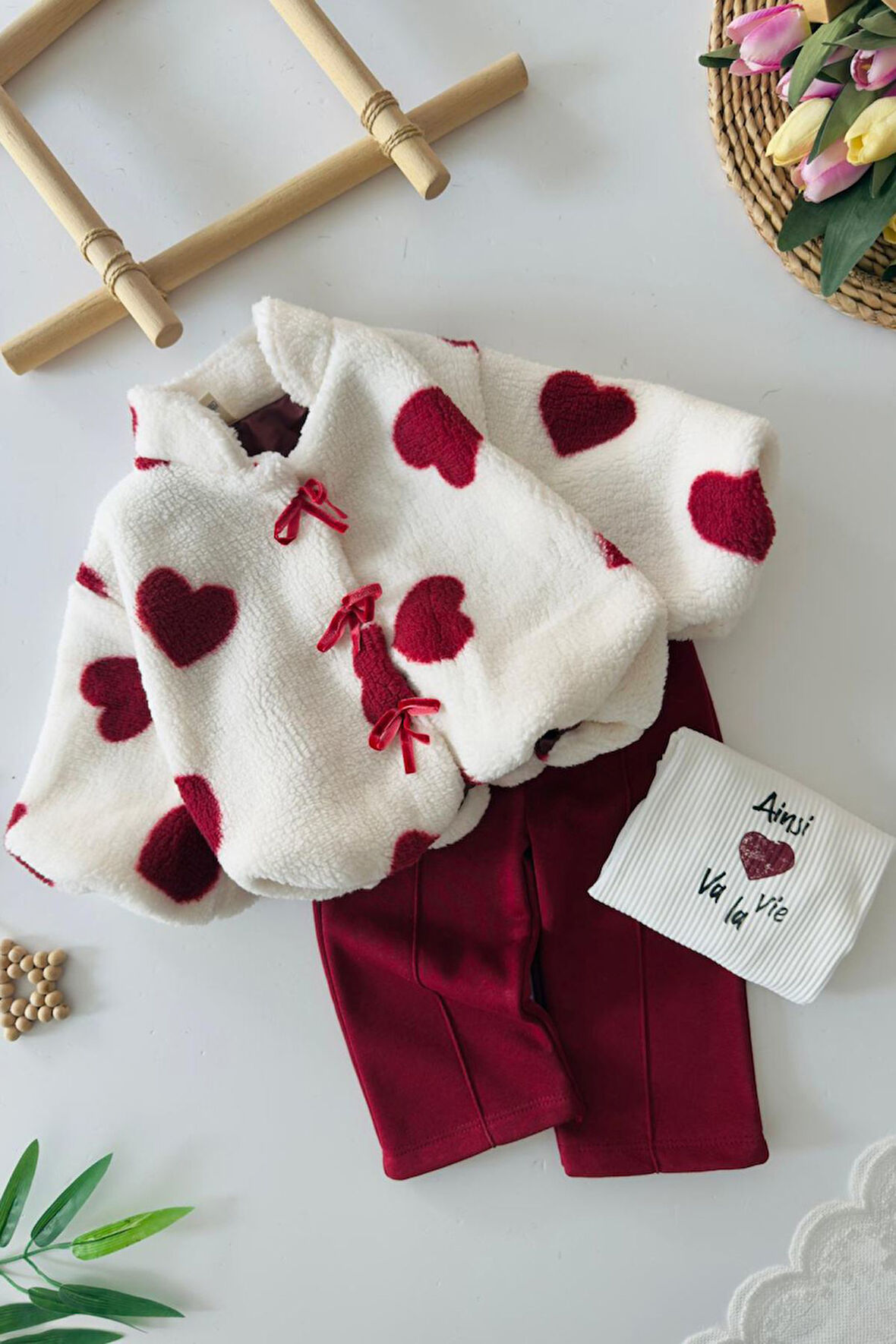 Miniğimin Cicileri Kalp Detaylı Kürklü 3 lü Kız Bebek Kışlık Takım - Kırmızı