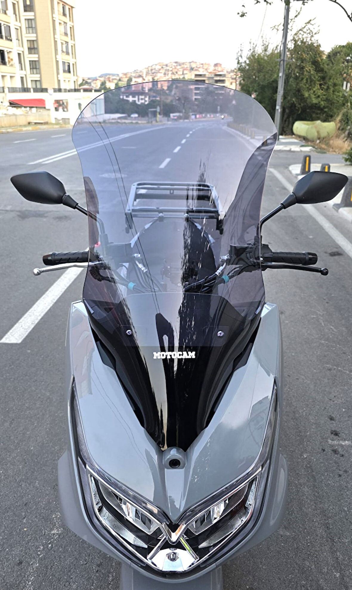 MOTOCAM Motolüx MCX 125 Siperlik Ön Cam 2024-2025 Model 68cm Füme Renkli 4mm