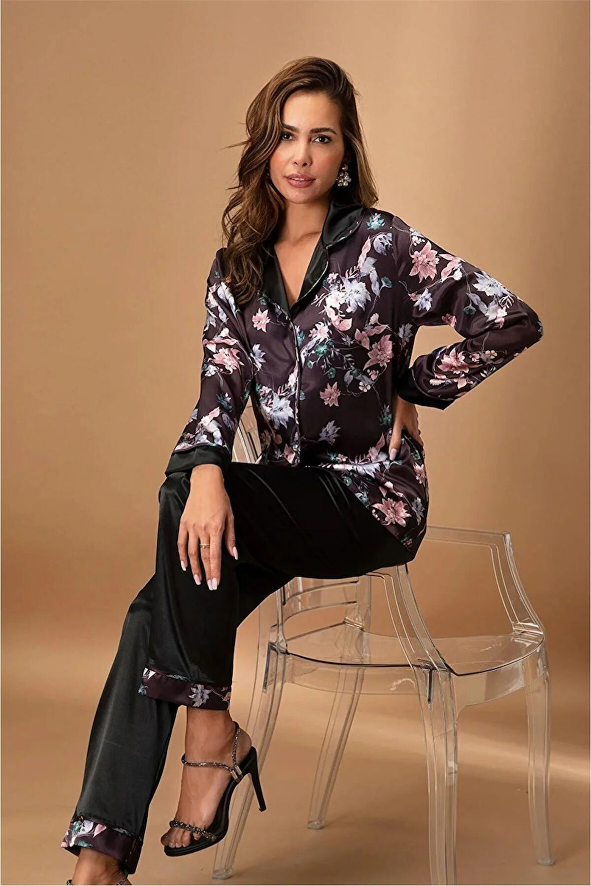 5650 Kadın Saten Pijama Takımı-Siyah