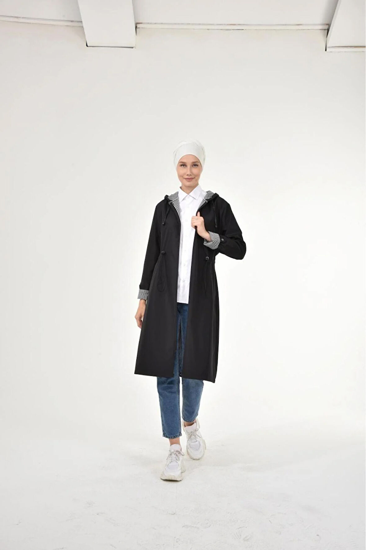 Kadın Kısa Fermuarlı Bondit Kap