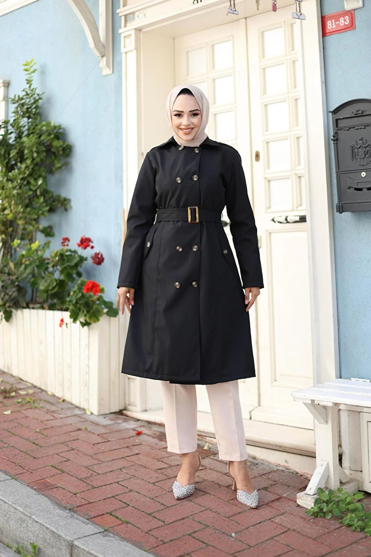 Kadın Kemerli Düğmeli Trençkot