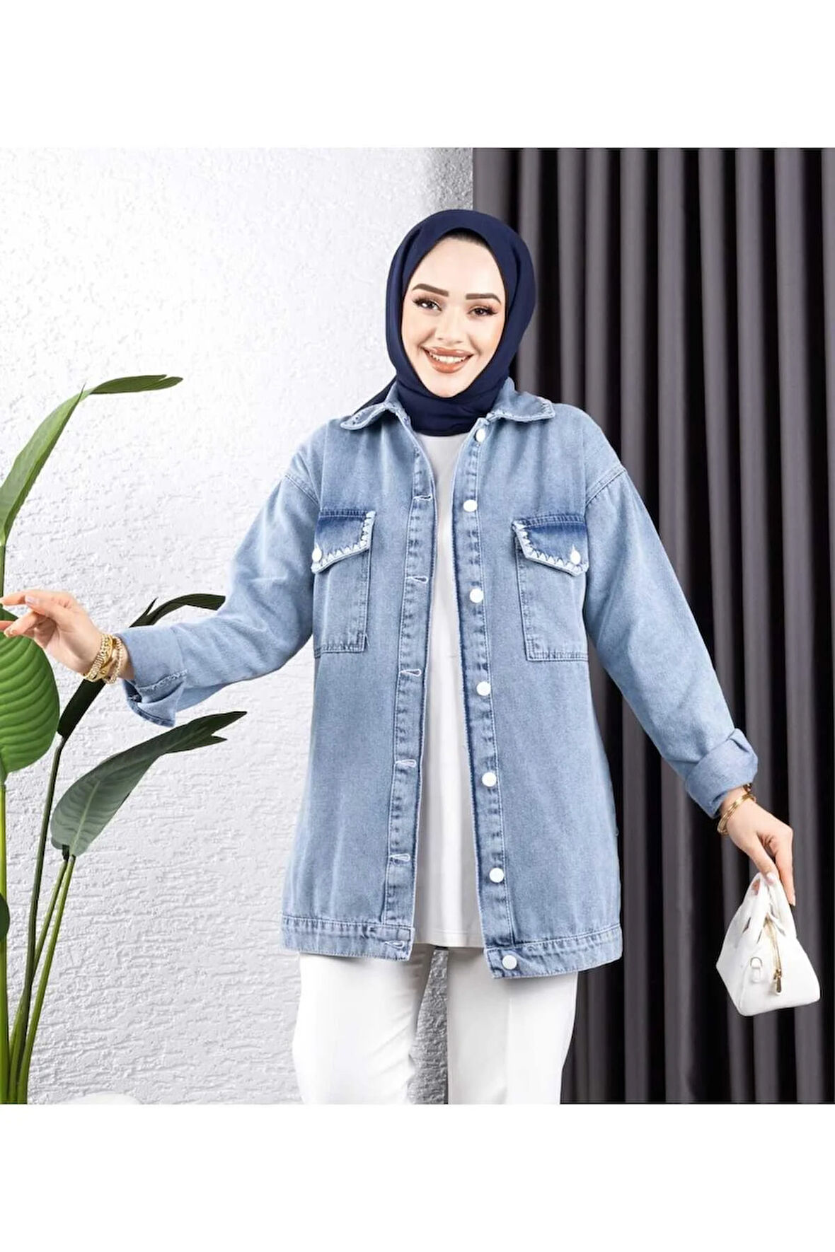 Kadın Cep Detaylı Denim Kot Ceket