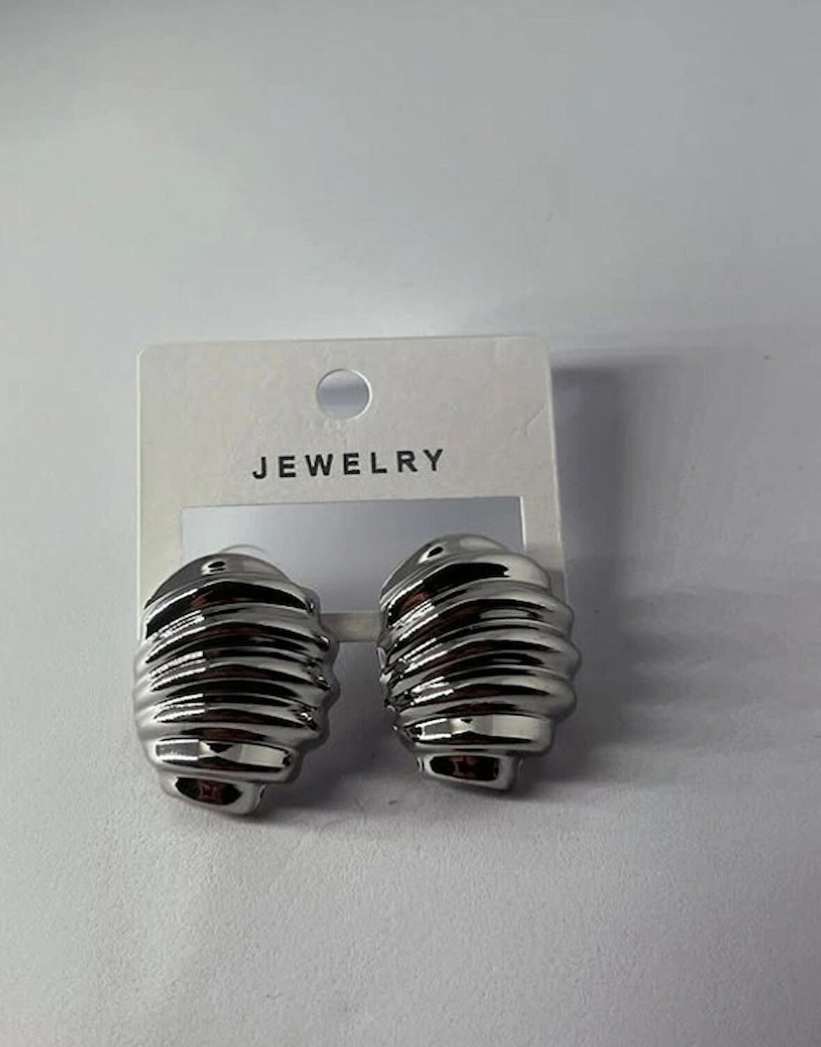 Çelik Burgulu Yeni Sezon Silver Küpe