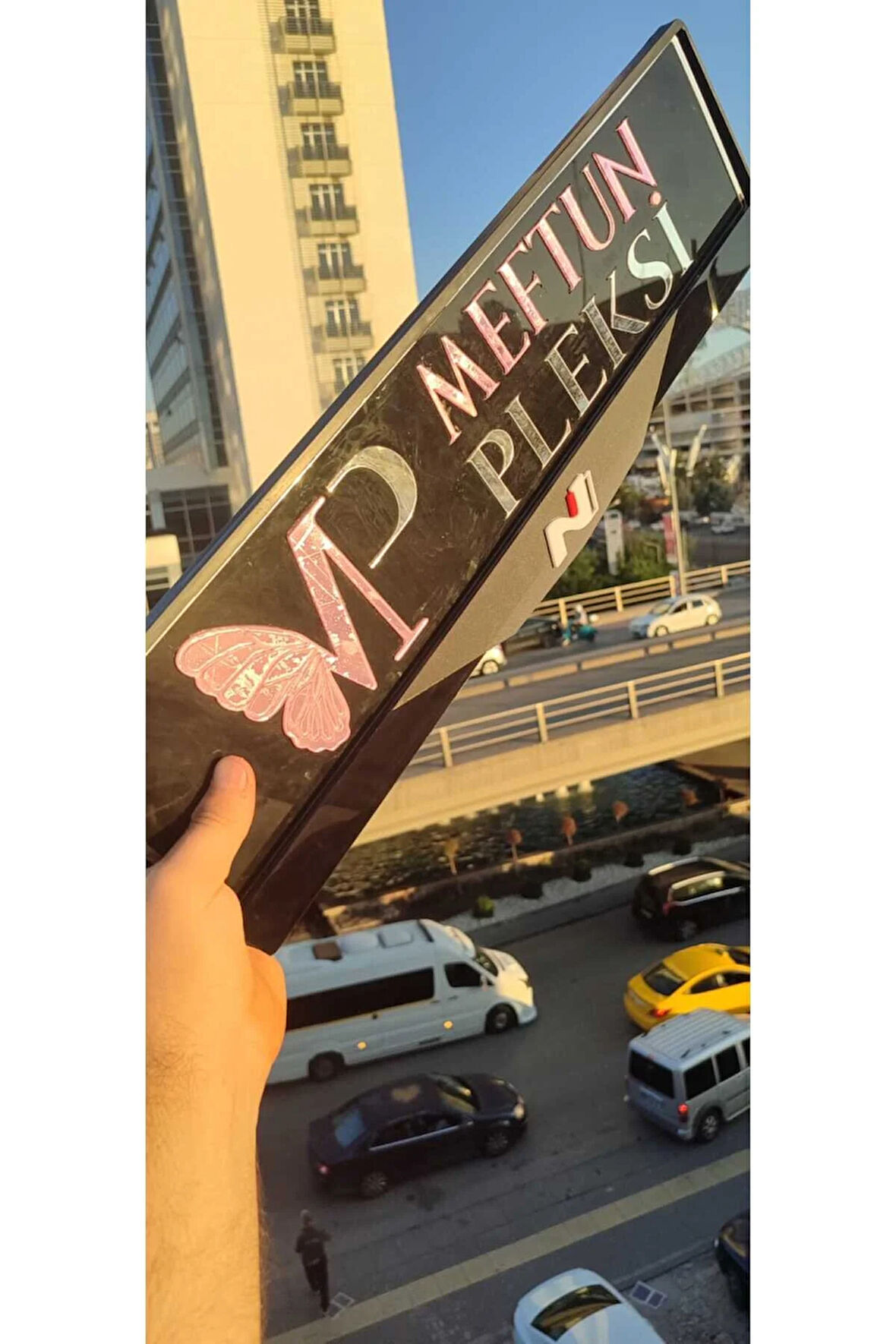 N Model Uyumlu Mat Pleksi Plakalık