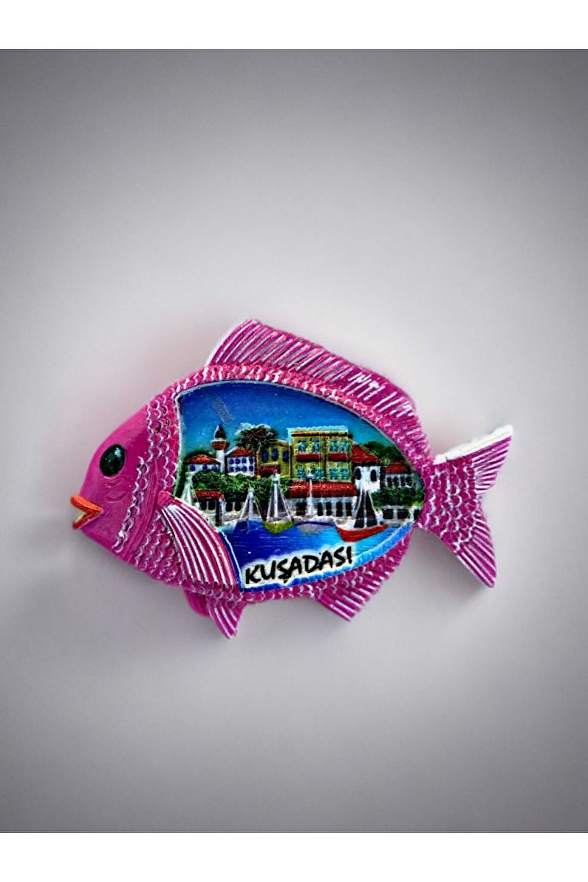 Kuşadası Temalı Kabartma Magnet. 9cm X 6cm. Pembe