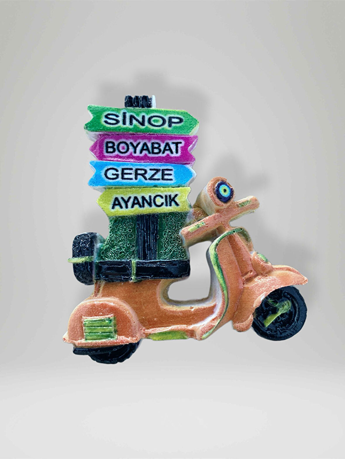 SİNOP BOYABAT GERZE AYANCIK Temalı Kabartmalı Polyester Magnet Buzdolabı Süsü 6,5 cm x 7cm (kod:983)