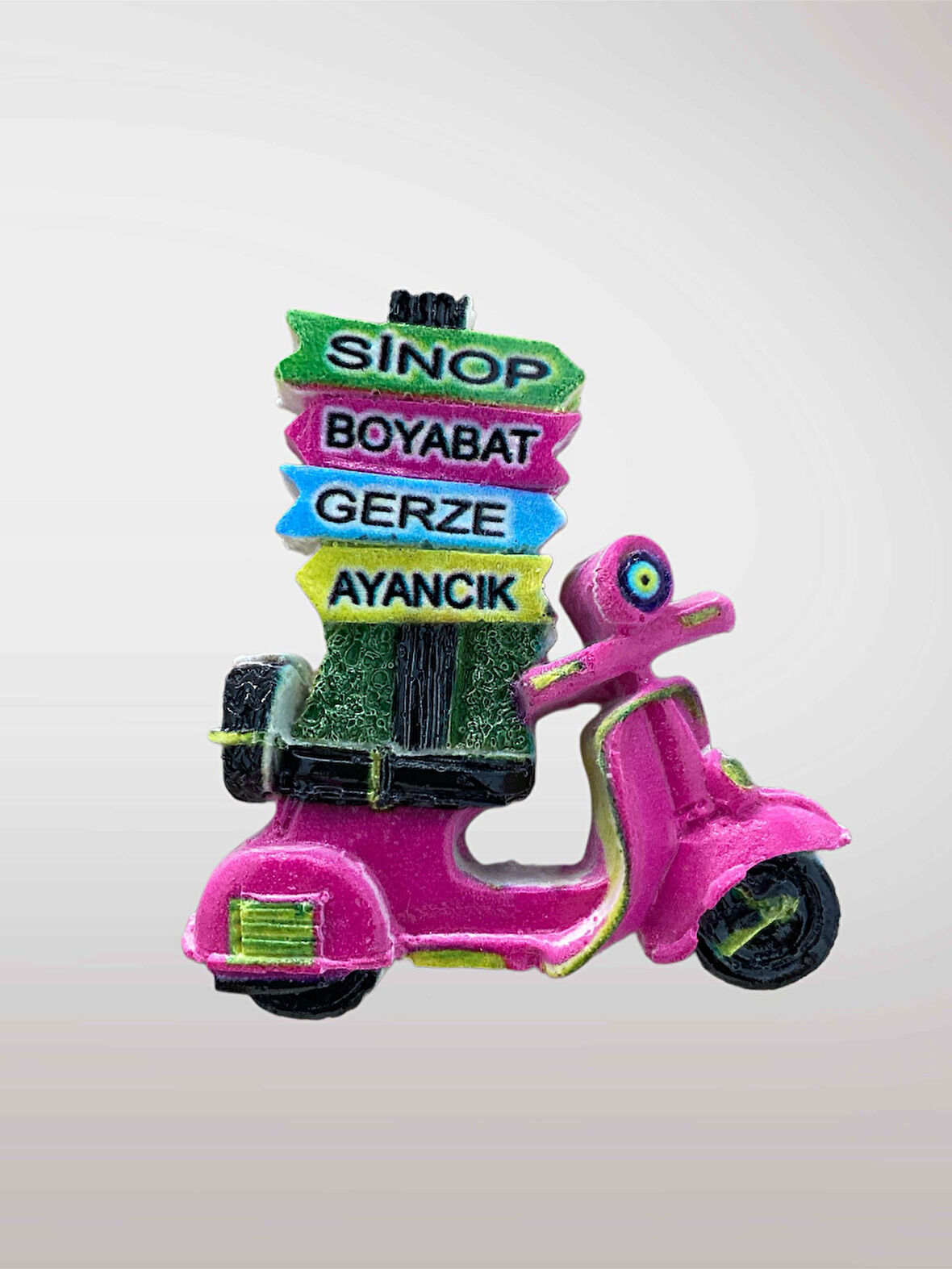 SİNOP BOYABAT GERZE AYANCIK Temalı Kabartmalı Polyester Magnet Buzdolabı Süsü 6,5 cm x 7cm (kod:986)