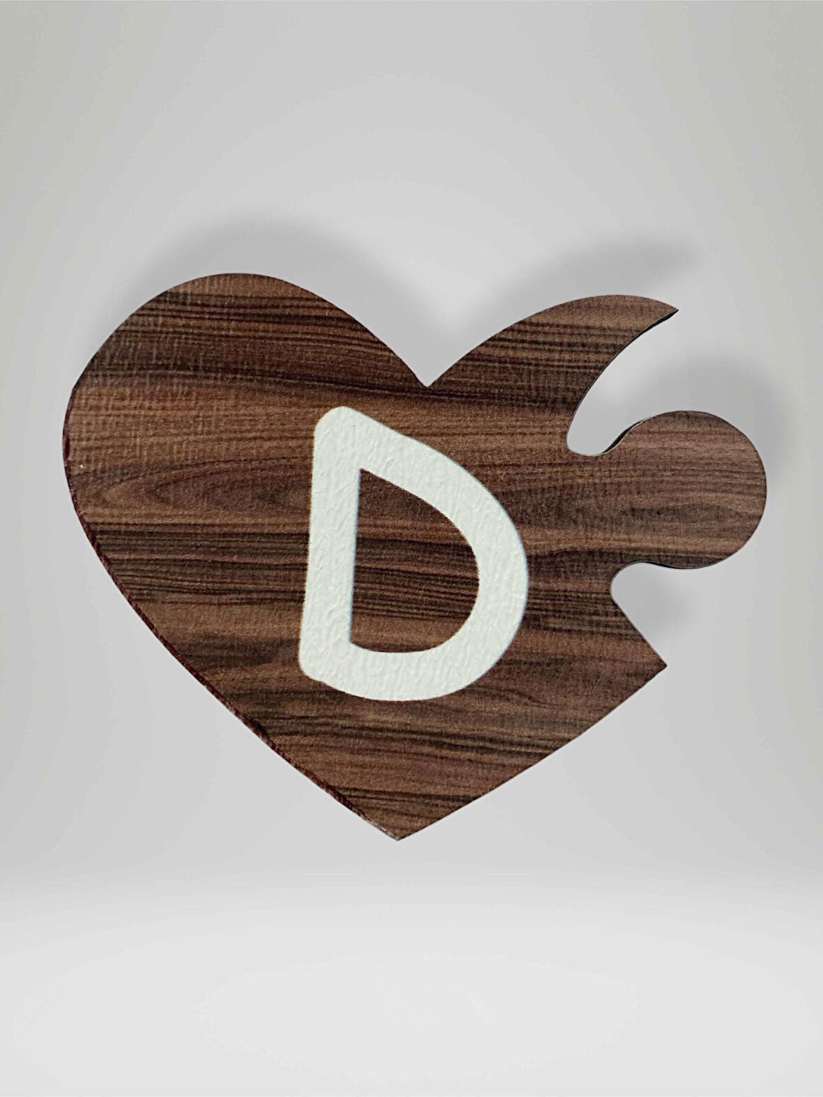 D Harfi (Sol Parça) – Ahşap Puzzle Kalp Harf Magnet – Buzdolabı Süsü – İkili Uyumlu (kod:998)