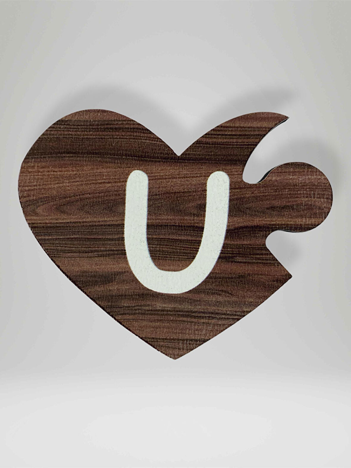 U Harfi (Sol Parça) – Ahşap Puzzle Kalp Harf Magnet – Buzdolabı Süsü – İkili Uyumlu (kod:1039)