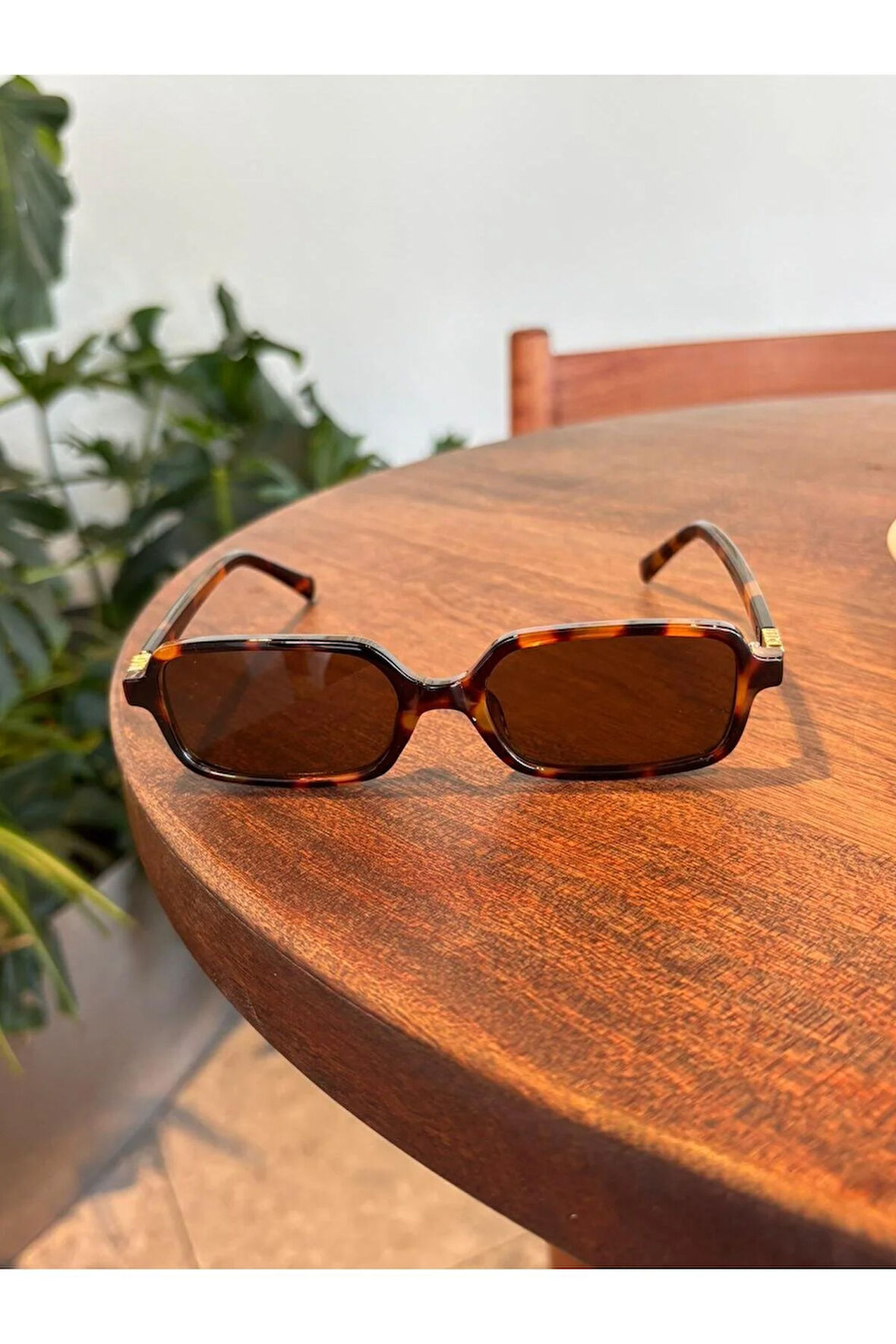 Miux mi Metal Aksesuarlı Kare Güneş Gözlüğü Miux Şık unisex Model Uv400 Koruma