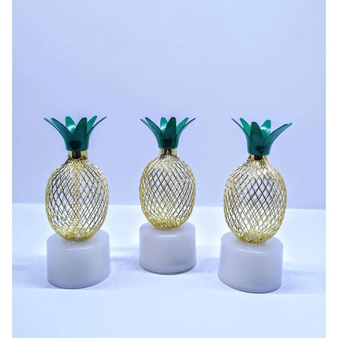 Mobgift 3’lü Mini Metal Ananas Masa/Gece Lambası (Gold)