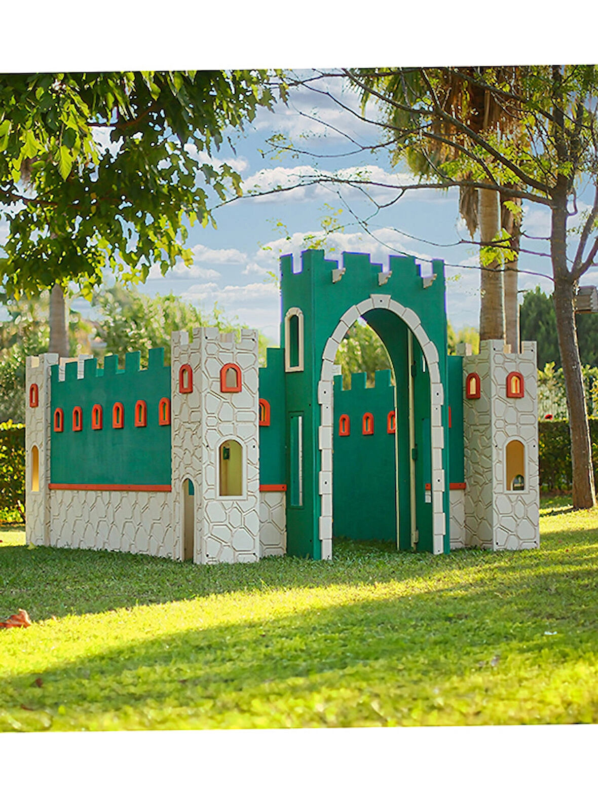 MANDU Castle Kum Havuzu Oyun Alanı