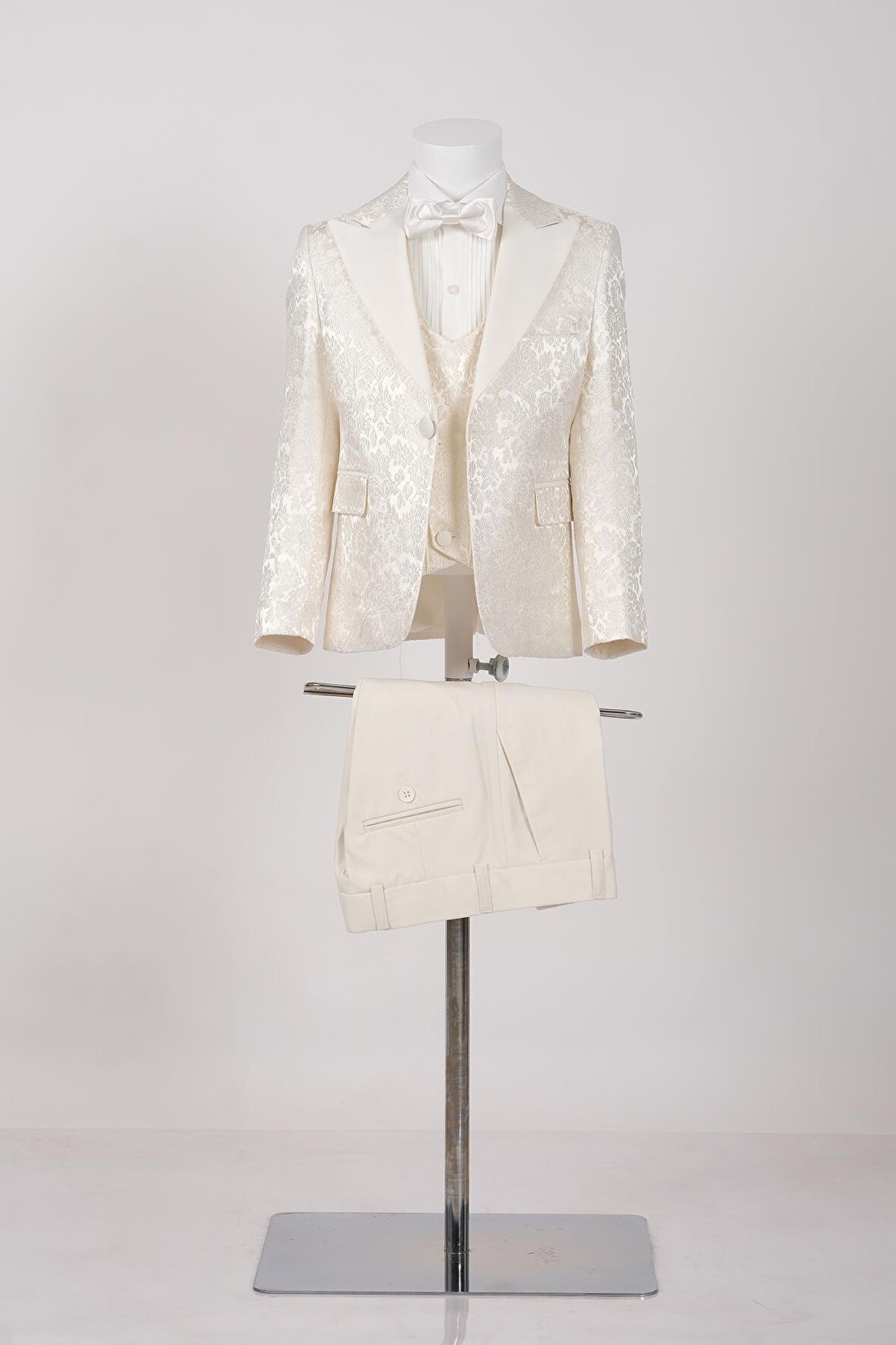 Doctor Junior Slim Fit İşlemeli Erkek Çocuk Smokin Takım Elbise_mnvs2289