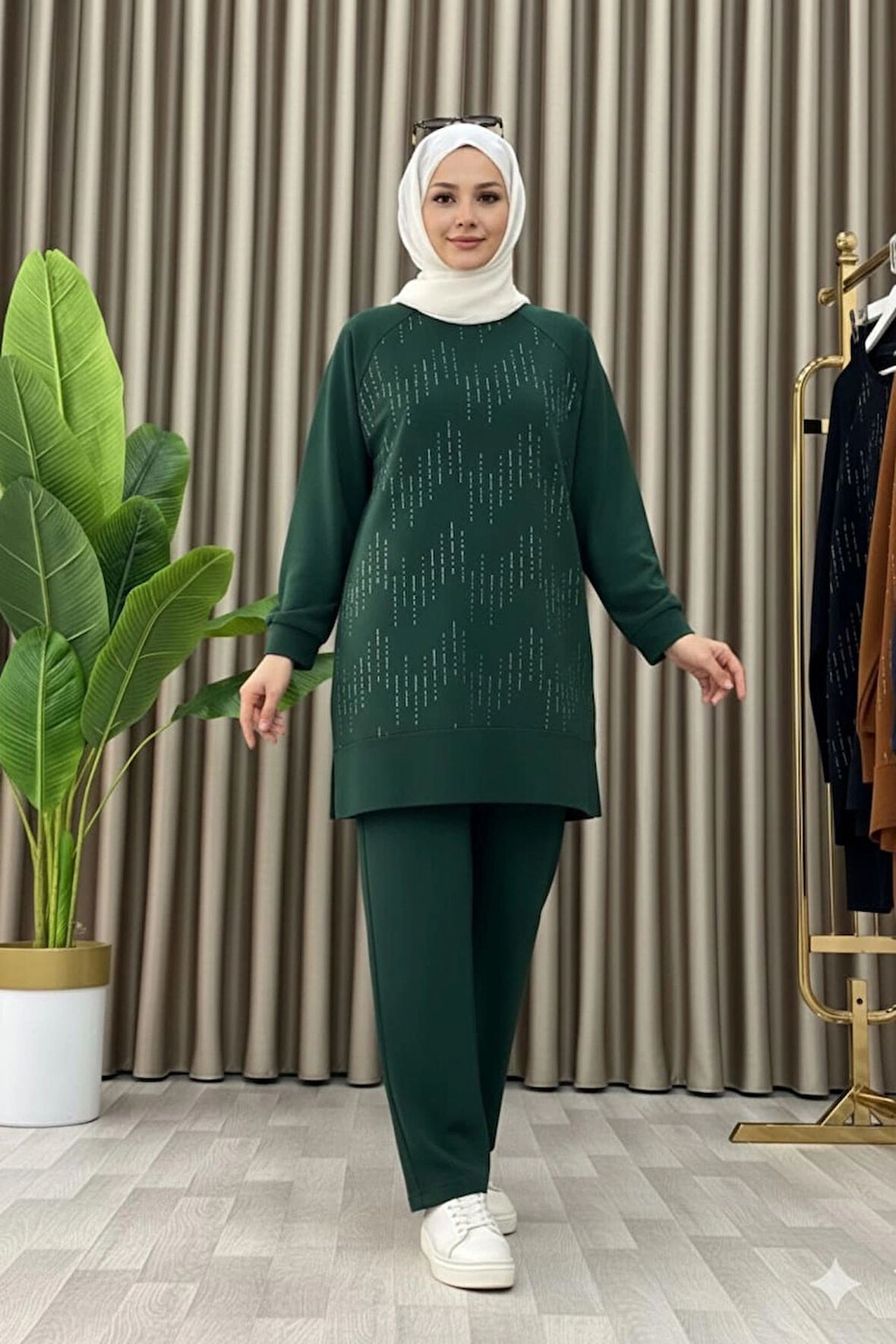 Taş Baskı Desenli Tunik Pantolon İkili Takım