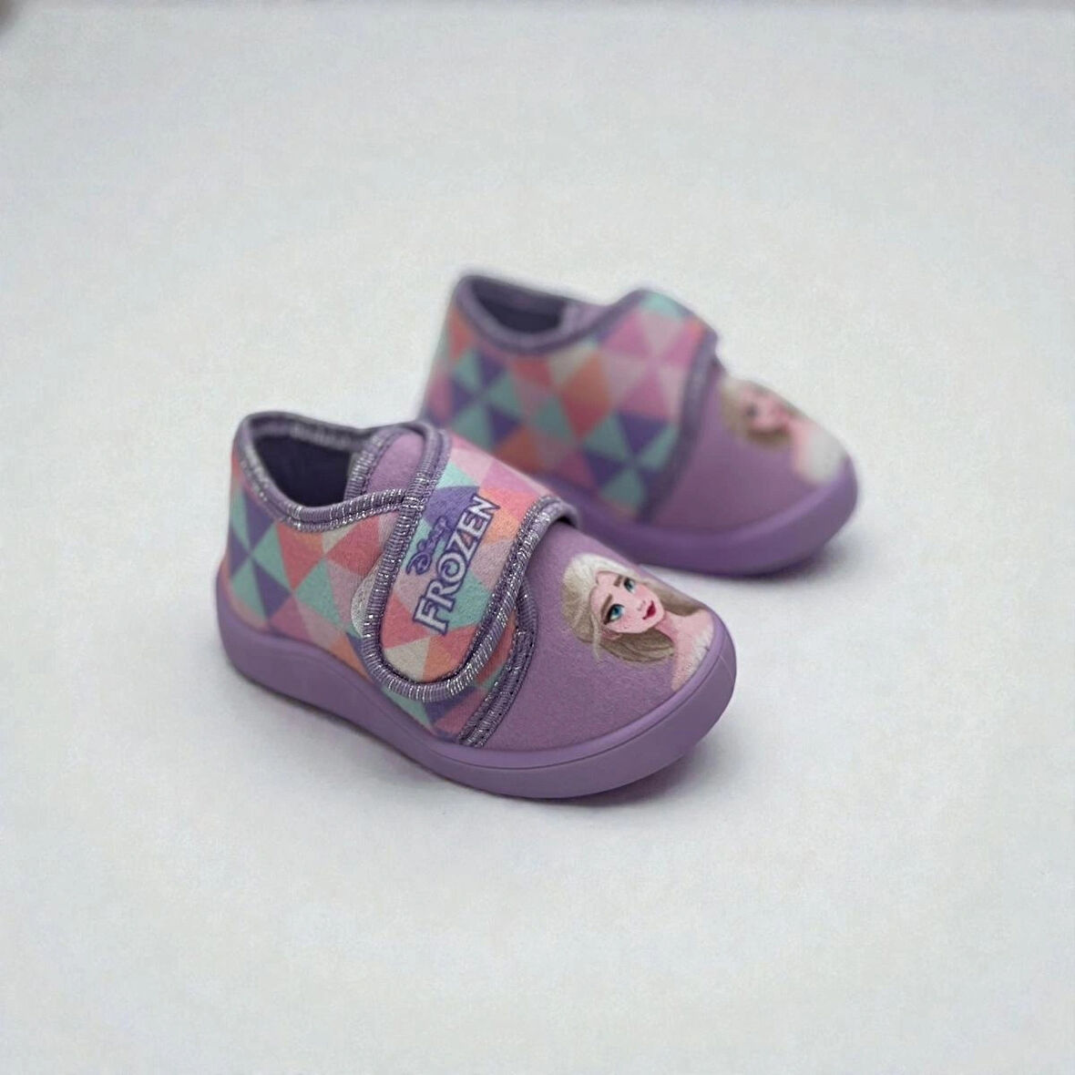 KIZ ÇOCUK EV KREŞ ANAOKULU YÜN PANDUF KARAKTERLİ