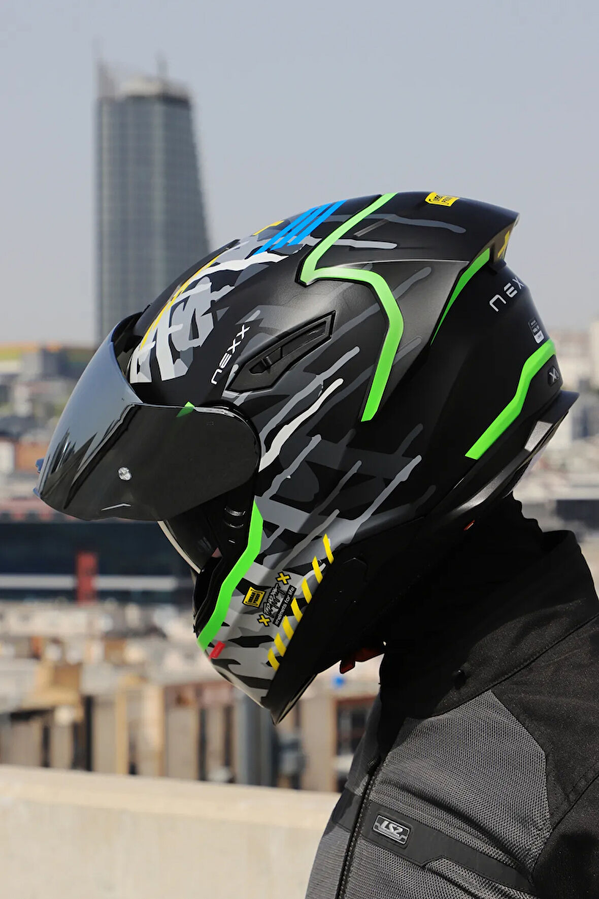 Y.100R URBANGRAM MAT SİYAH KASK